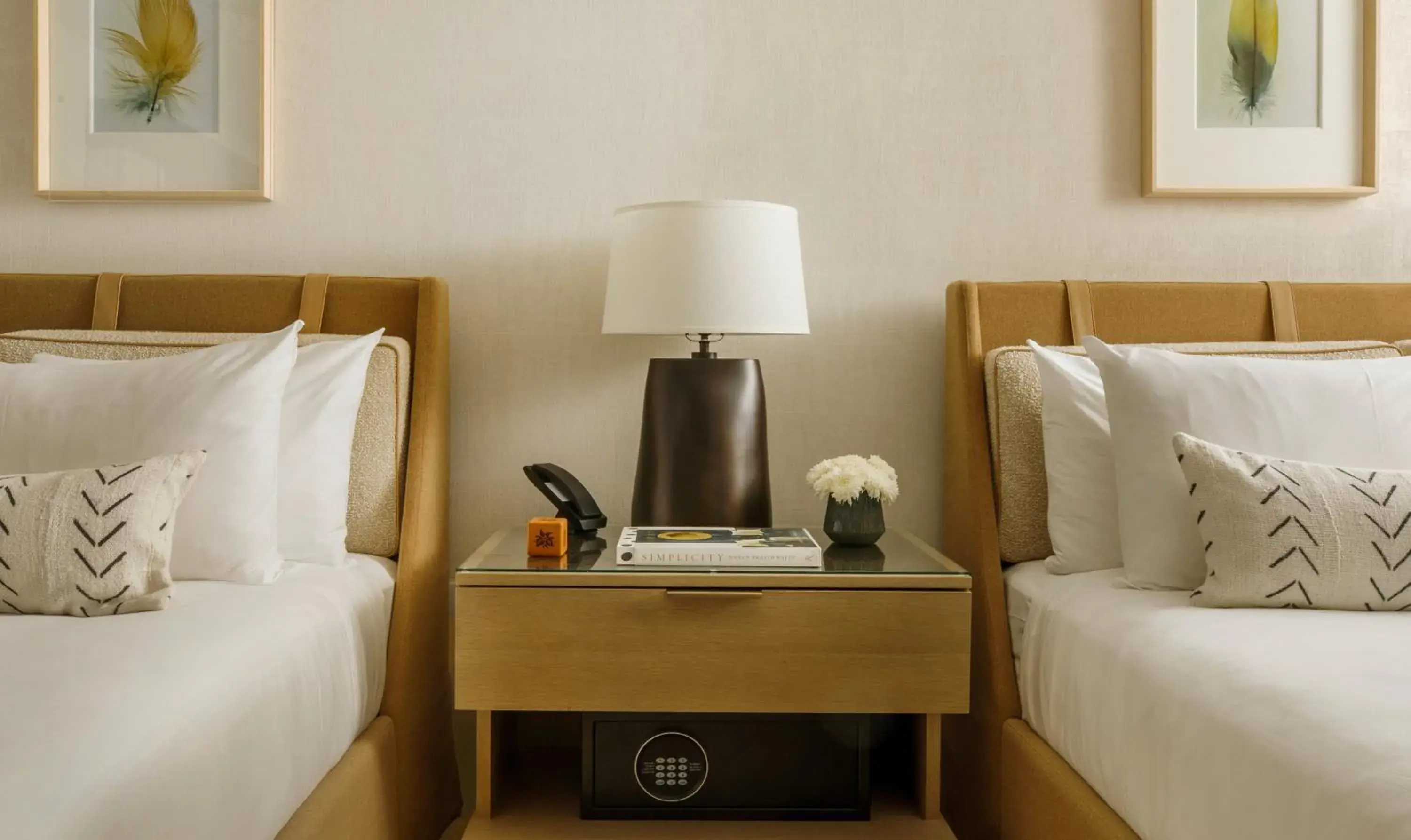 Bed in MacArthur Place Inn & Spa Bed in MacArthur Place Inn & Spa