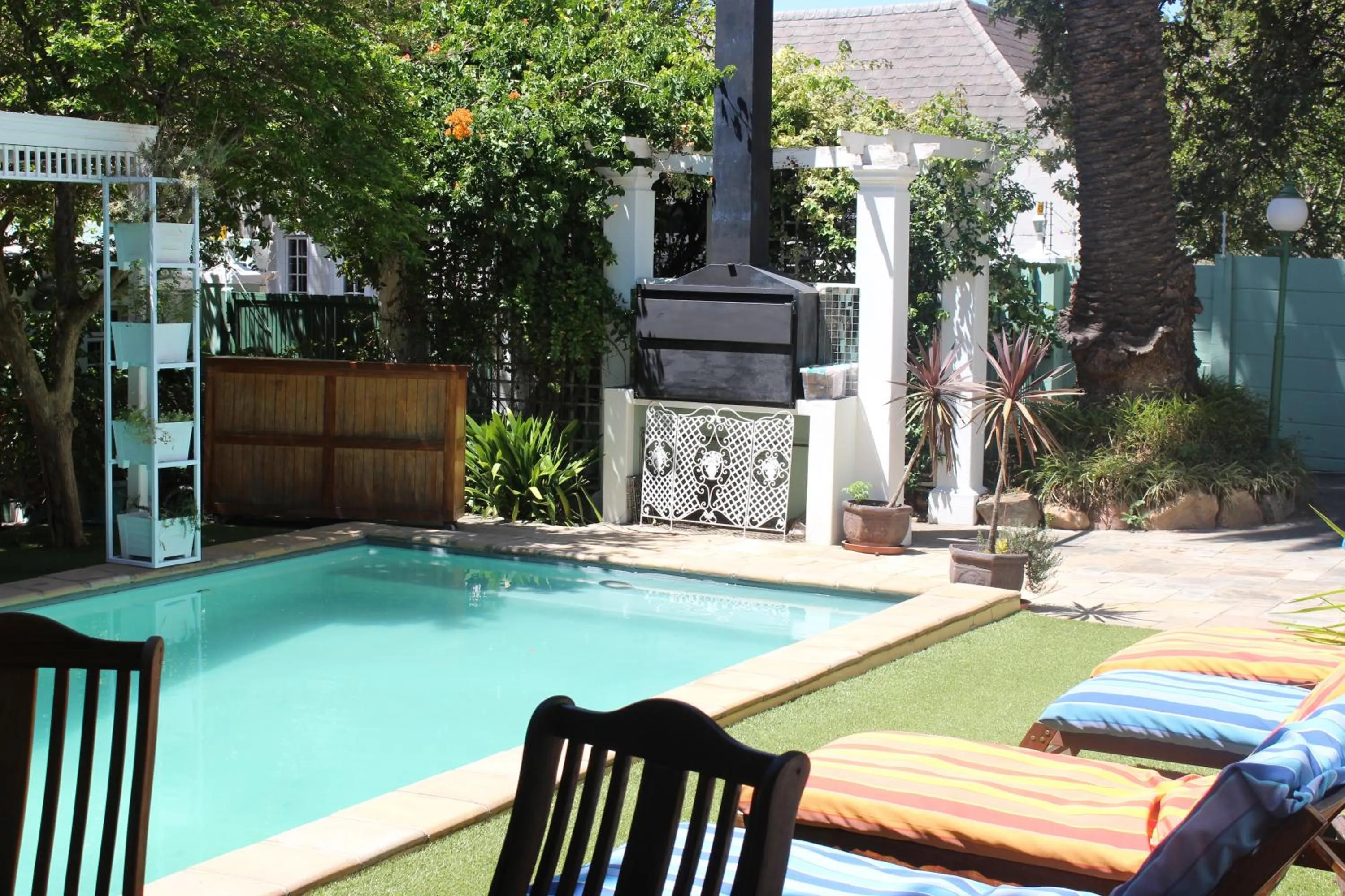 Swimming pool in Mountain Manor Guest House & Executive Suites