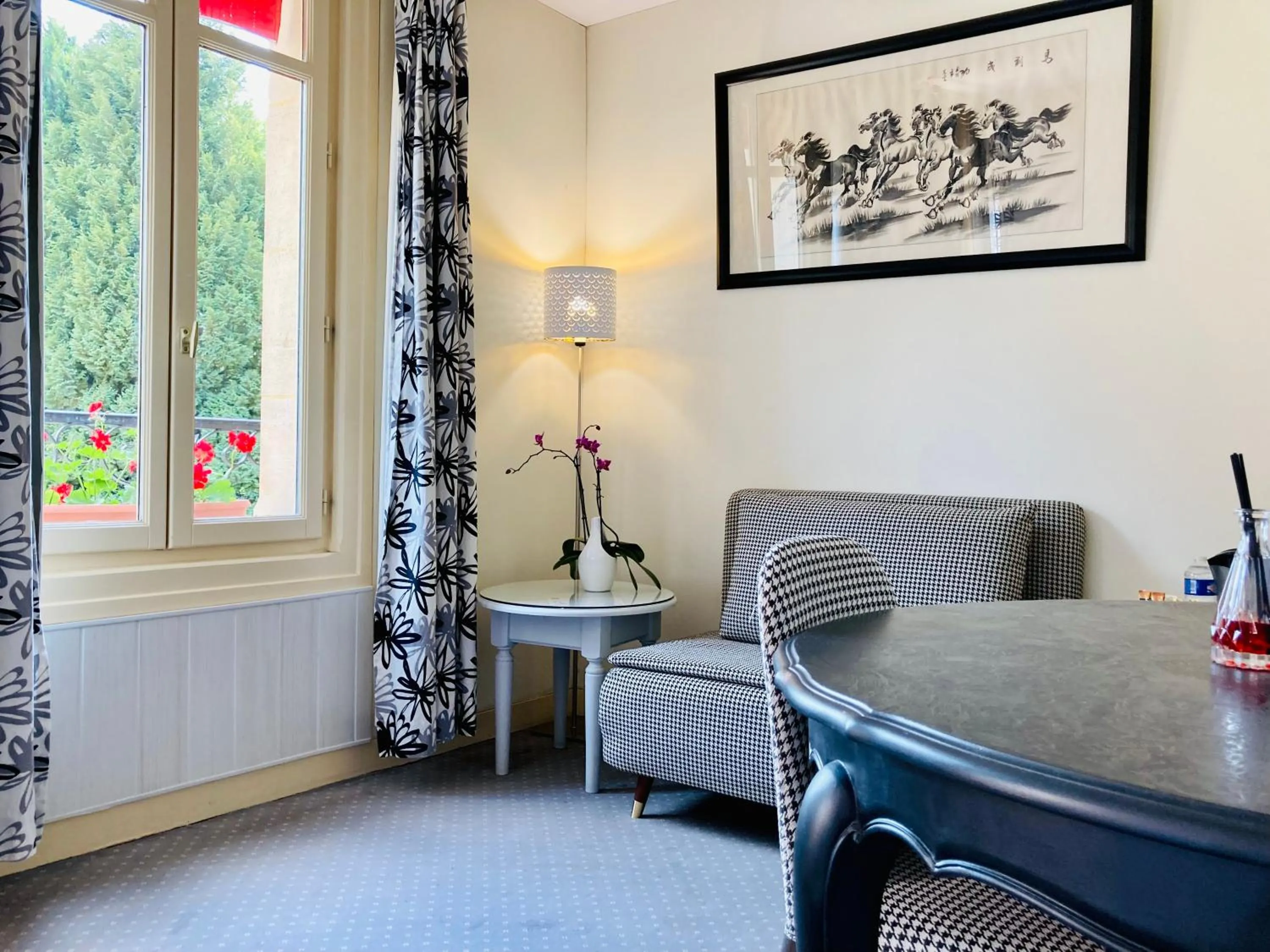 Seating area in Château Corneille