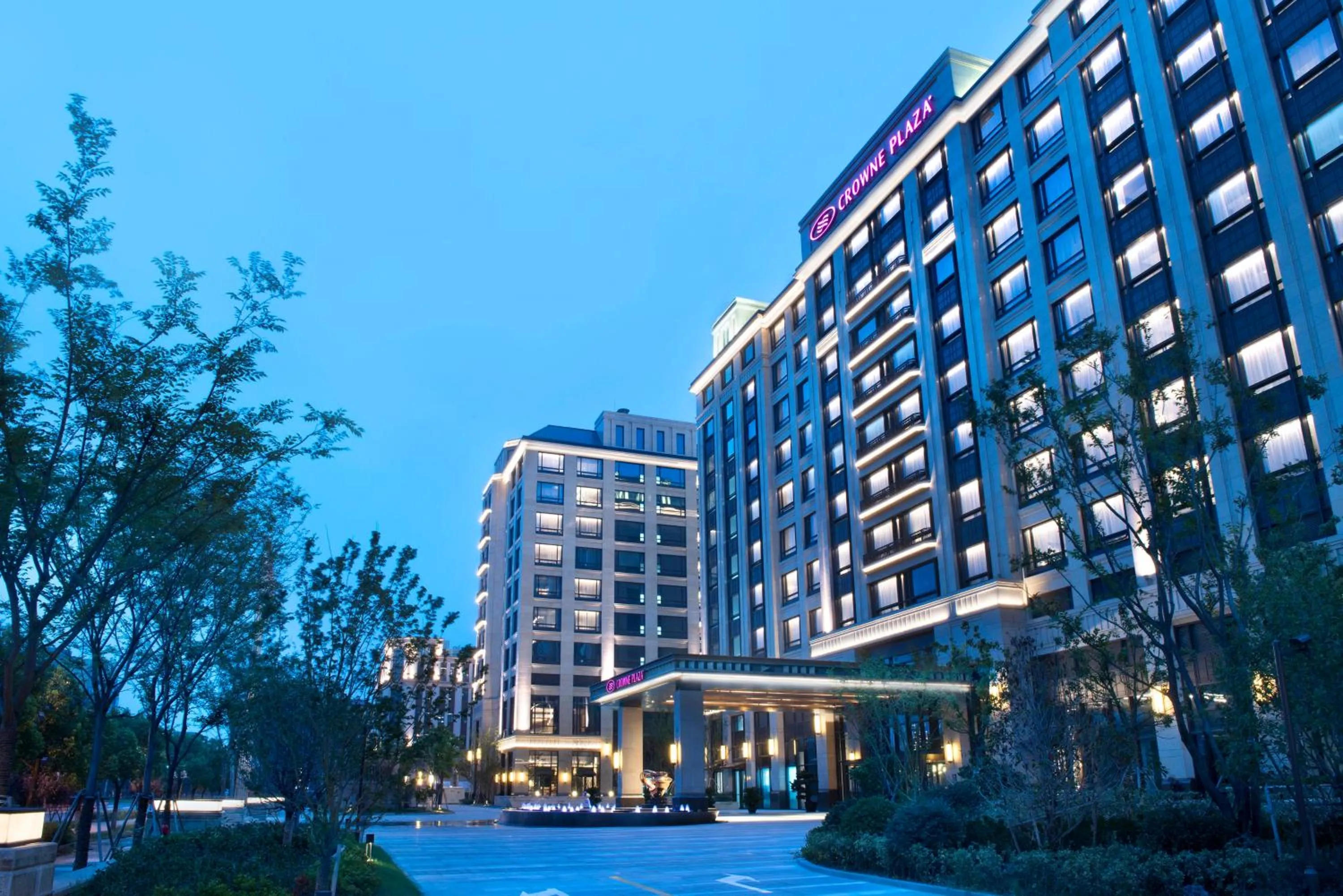 Property building in Crowne Plaza Shanghai Pujiang by IHG