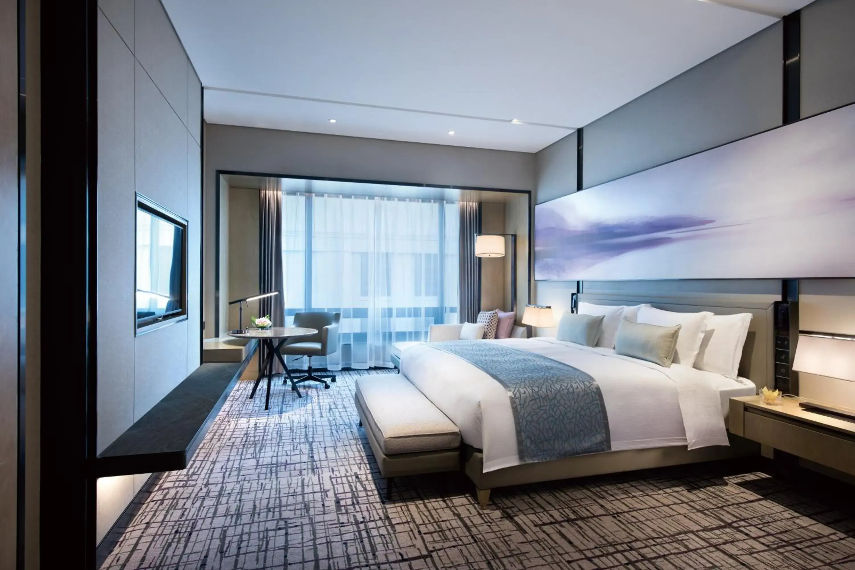 Photo of the whole room, Bed in Crowne Plaza Shanghai Pujiang by IHG Photo of the whole room, Bed in Crowne Plaza Shanghai Pujiang by IHG