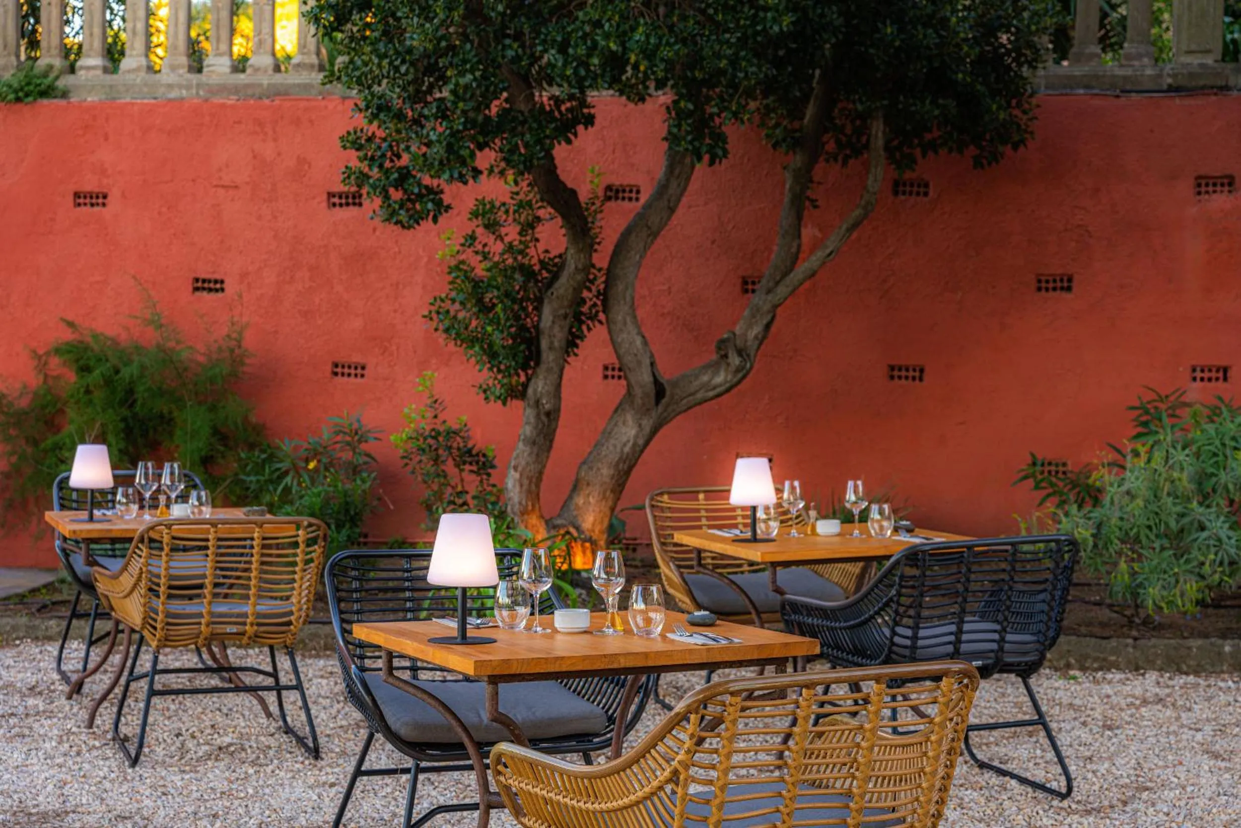 Patio in Les Jardins du Cèdre, Boutique hôtel & gastronomie