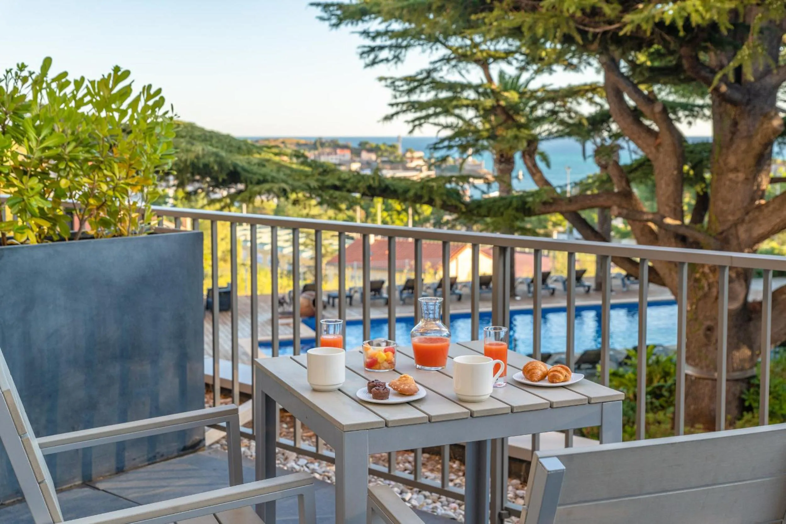 Balcony/Terrace in Les Jardins du Cèdre, Boutique hôtel & gastronomie