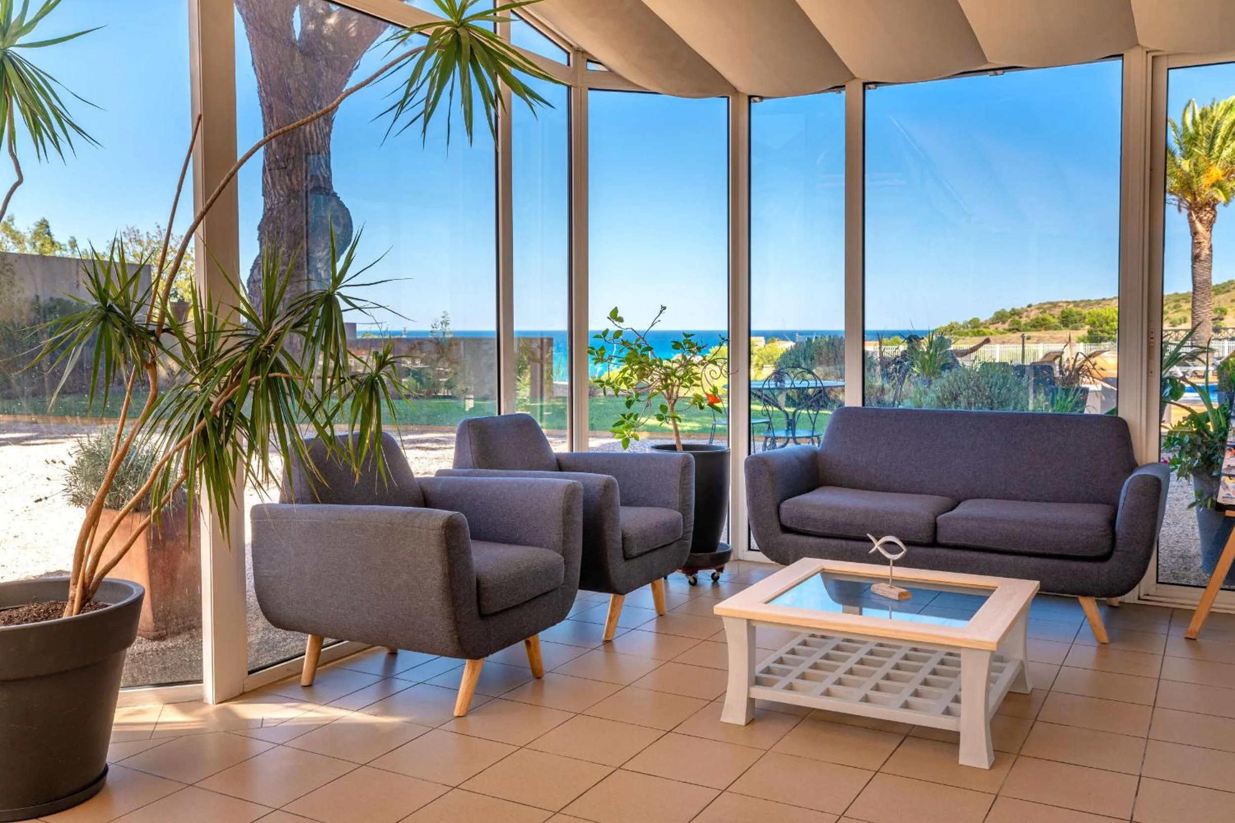 Lobby or reception in Les Jardins du Cèdre, Boutique hôtel & gastronomie