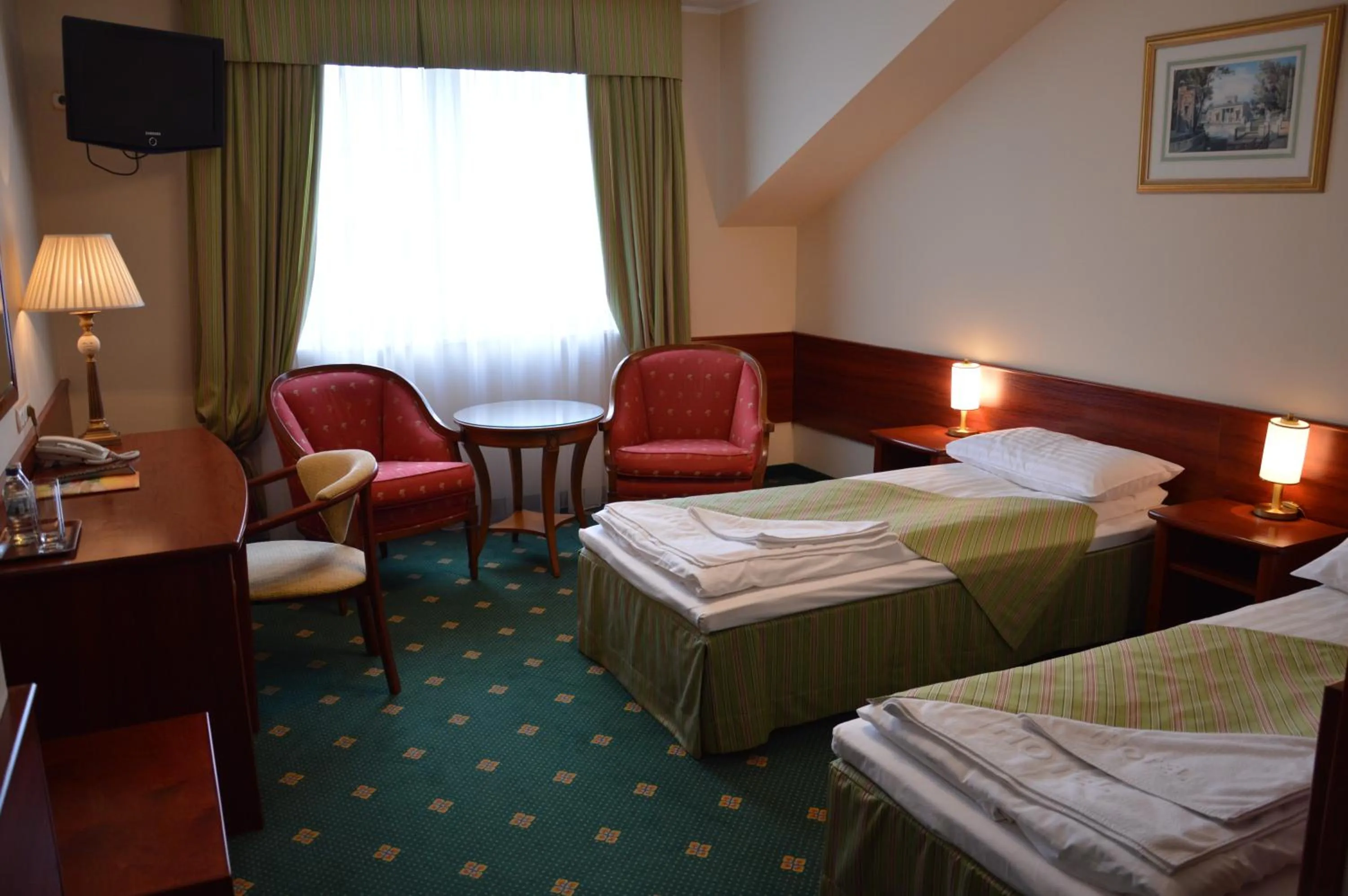 Bedroom, Bed in Hotel Batory