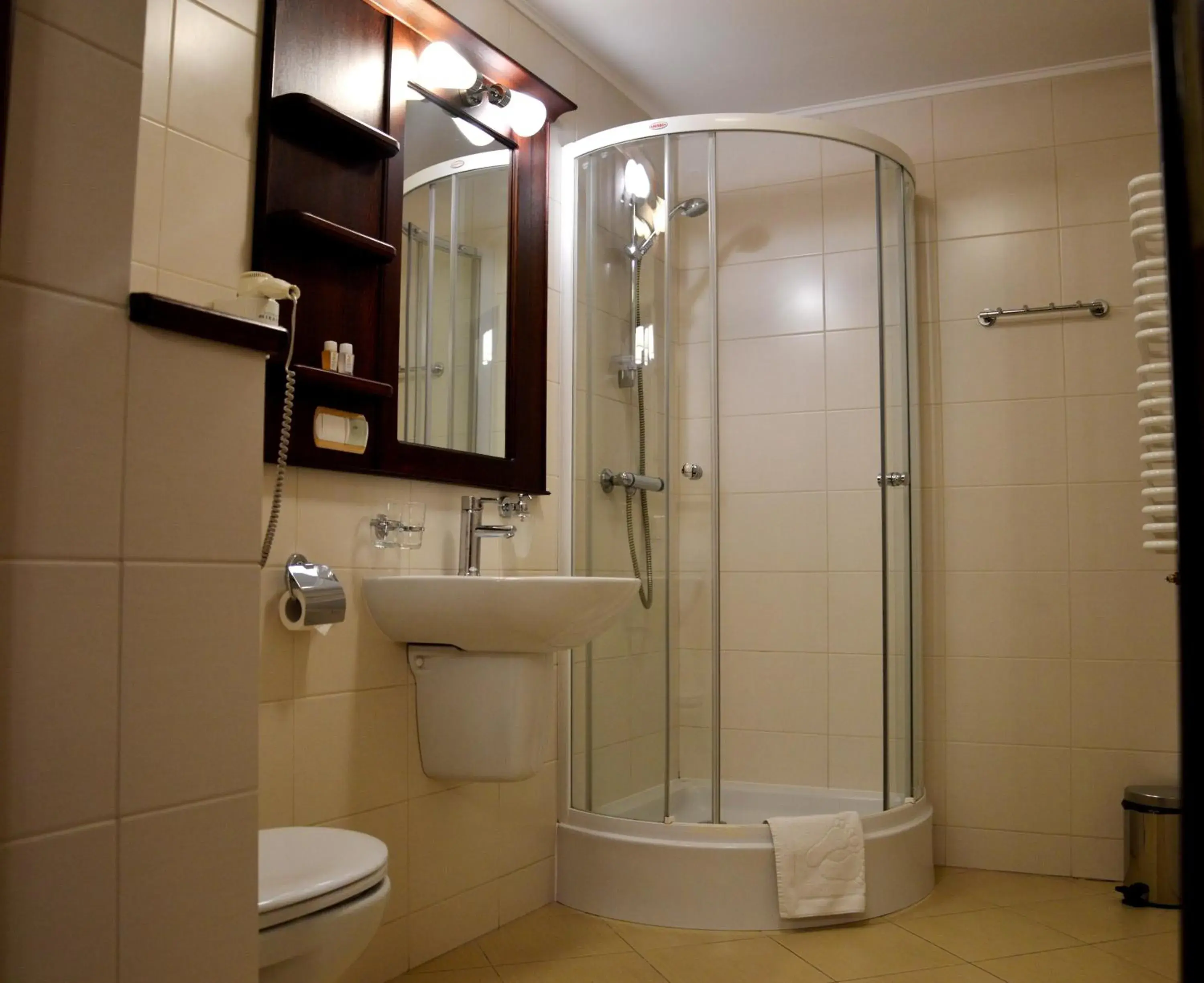 Triple Room in Hotel Batory Triple Room in Hotel Batory