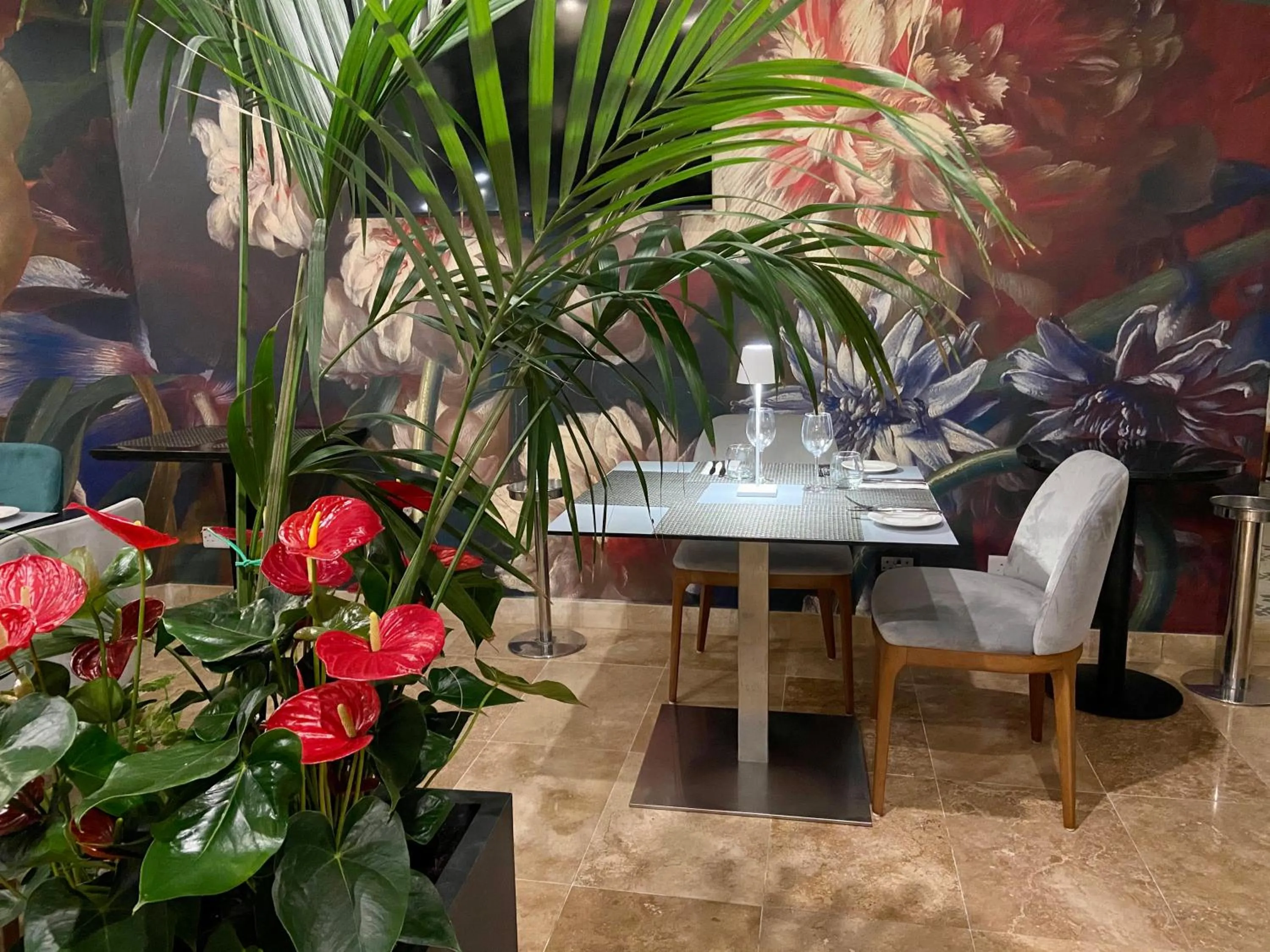 Restaurant/places to eat in The Village Boutique and SPA