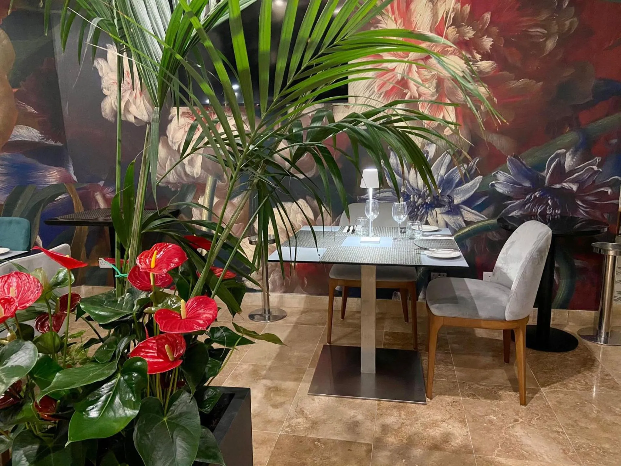 Restaurant/places to eat in The Village Boutique and SPA