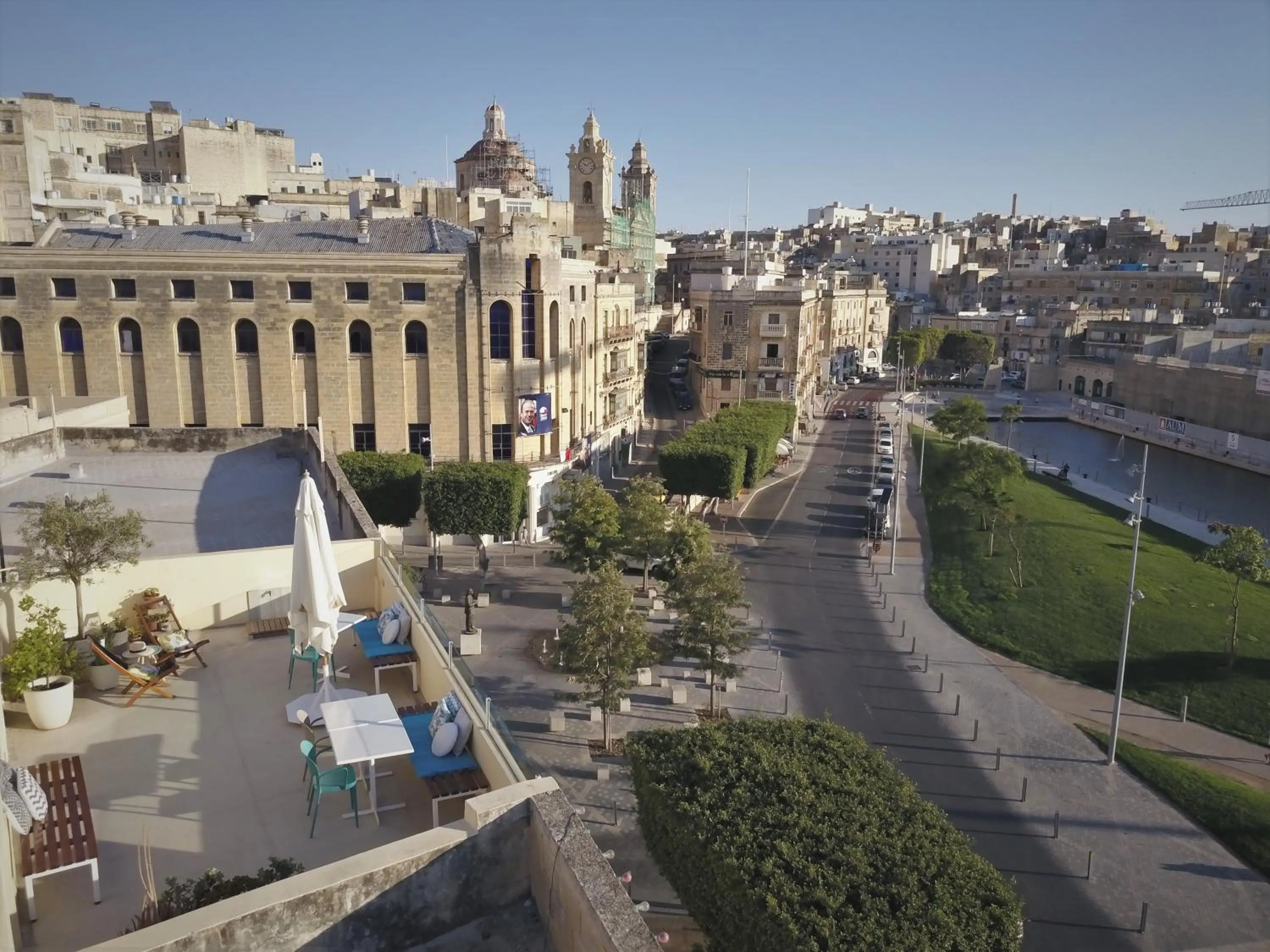 City view in Nelli's B&B