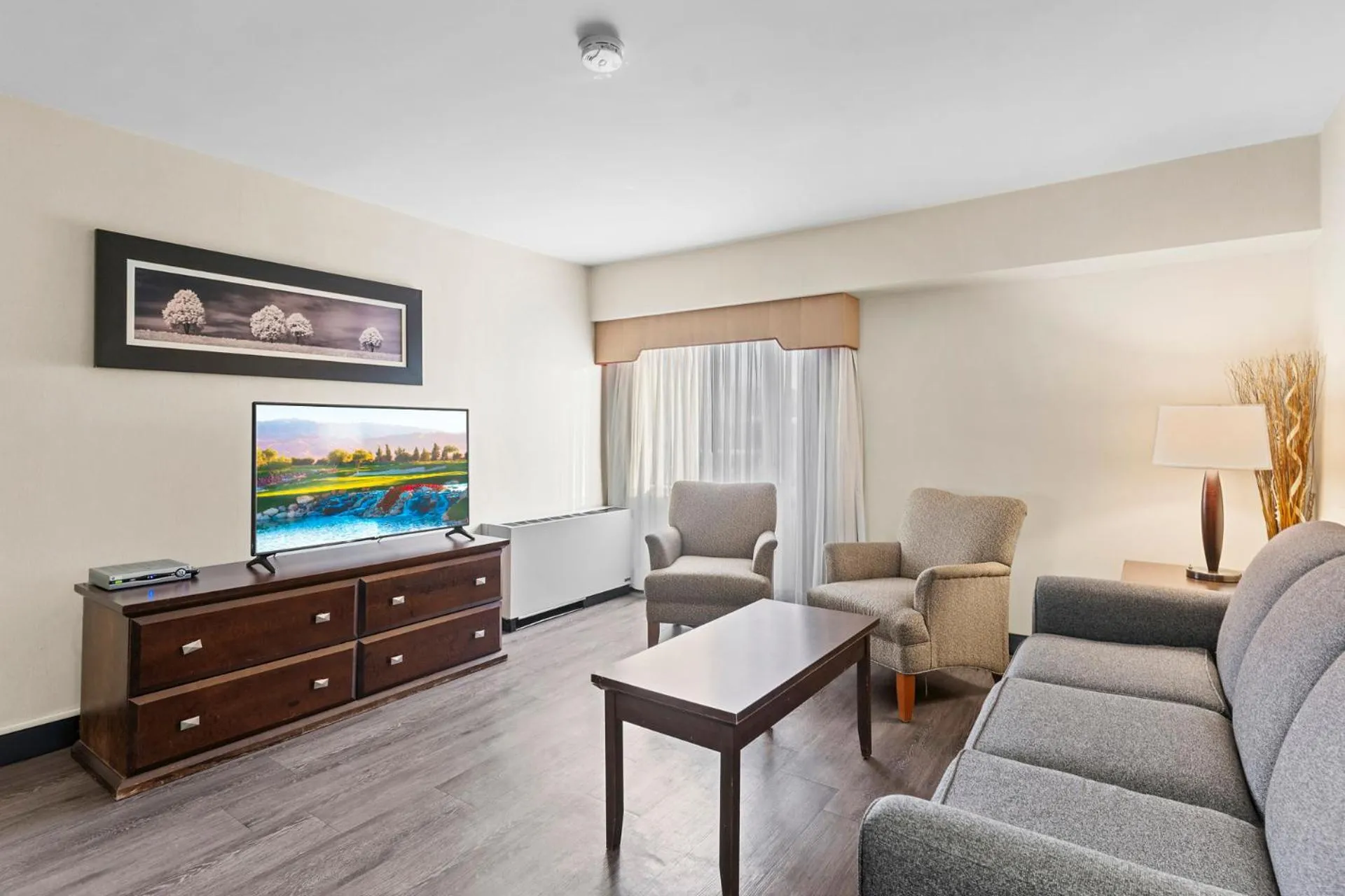 Living room in Travelodge Hotel by Wyndham Saskatoon