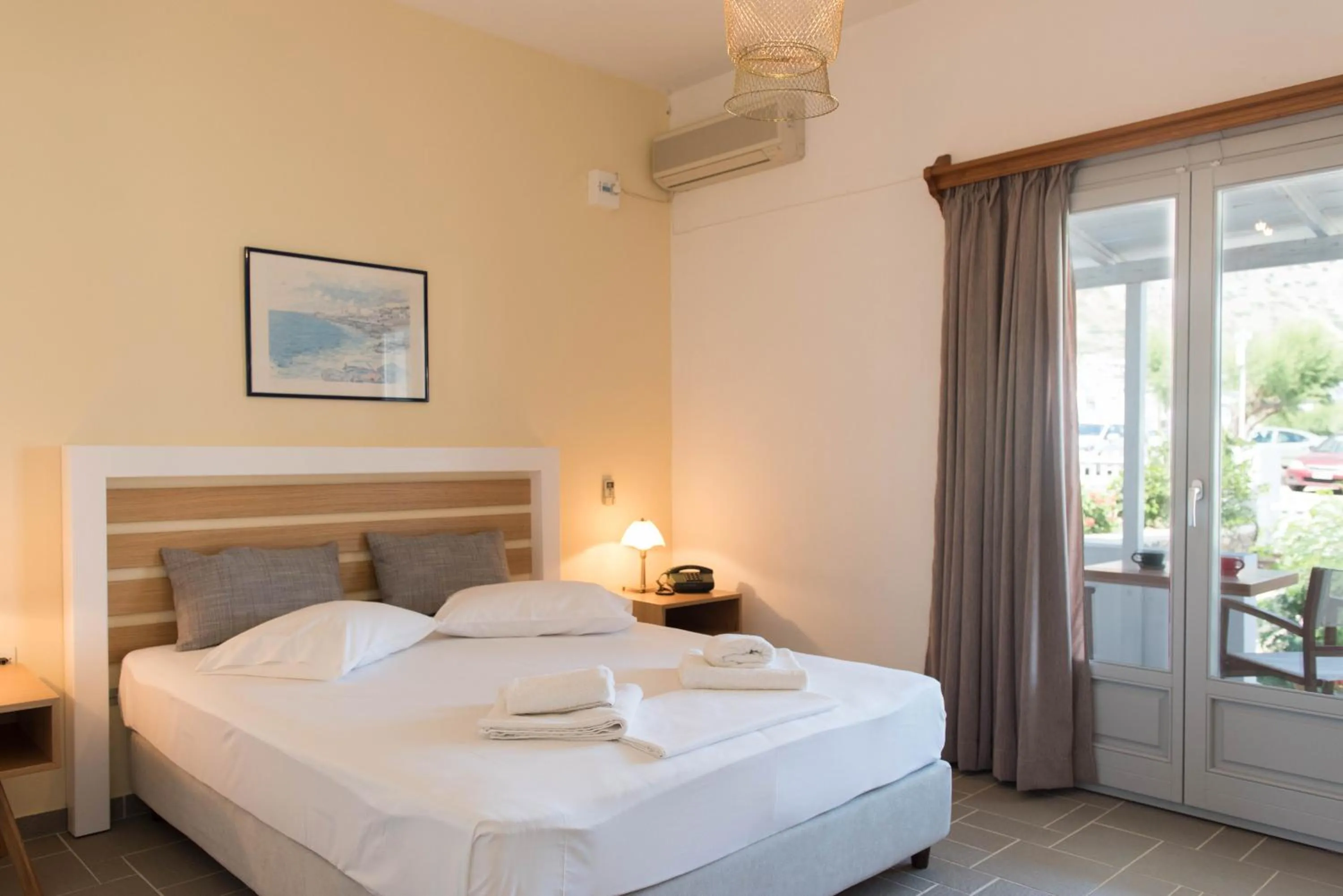 Bedroom, Bed in Aeolos Hotel