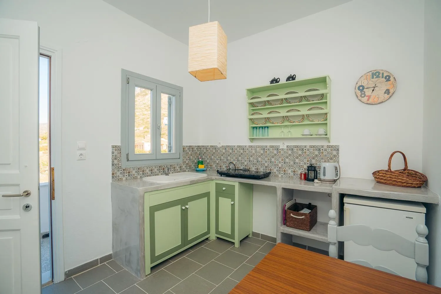Kitchen or kitchenette in Aeolos Hotel