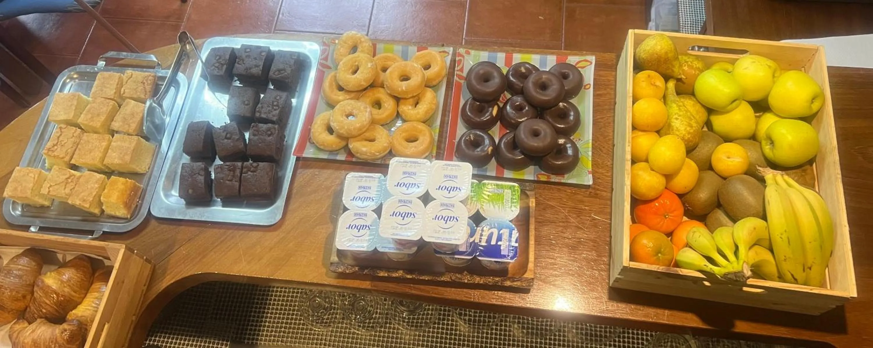 Breakfast in Hotel Gavitu