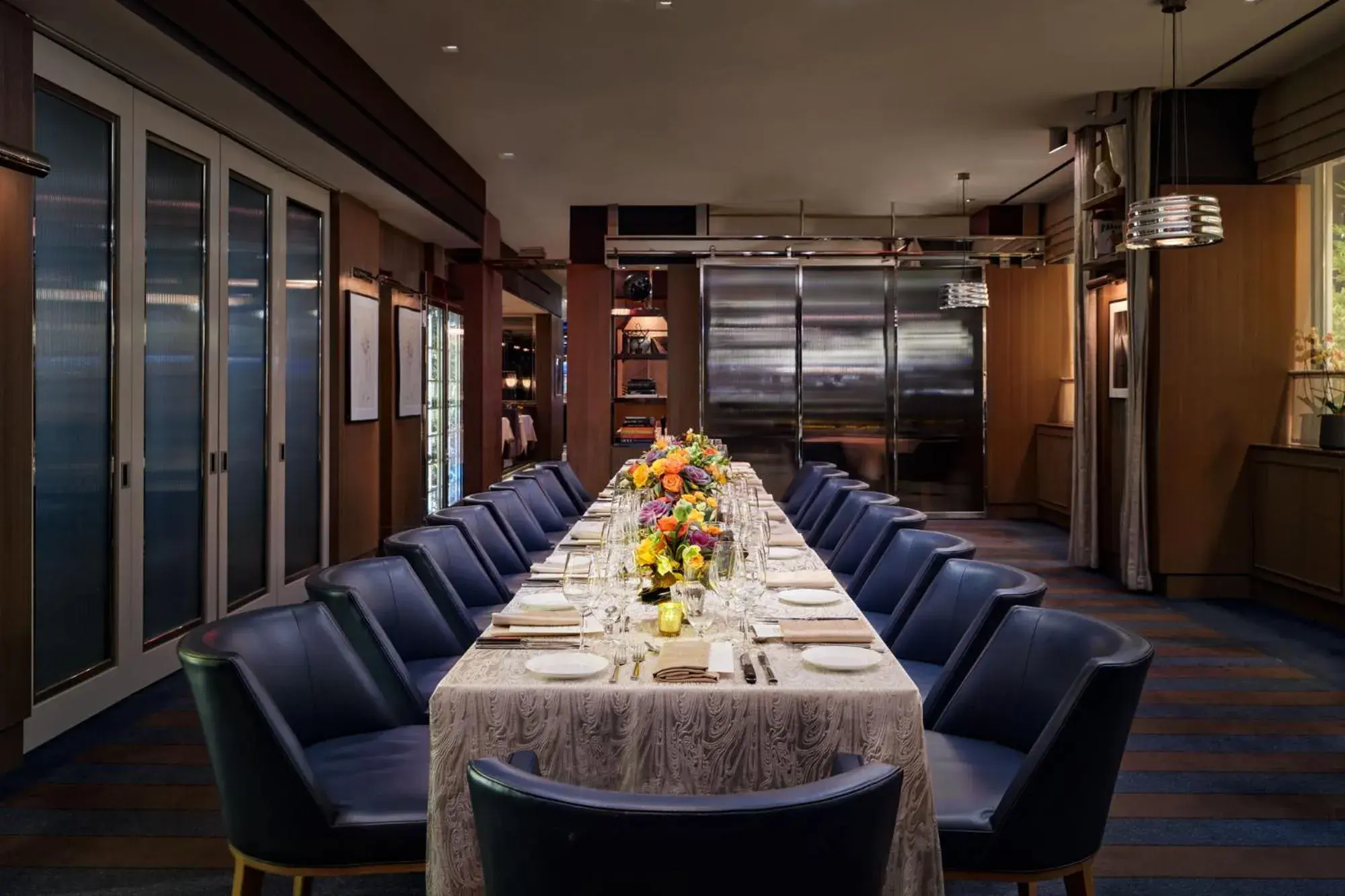 Restaurant/places to eat in Loews Regency New York Hotel Restaurant/places to eat in Loews Regency New York Hotel