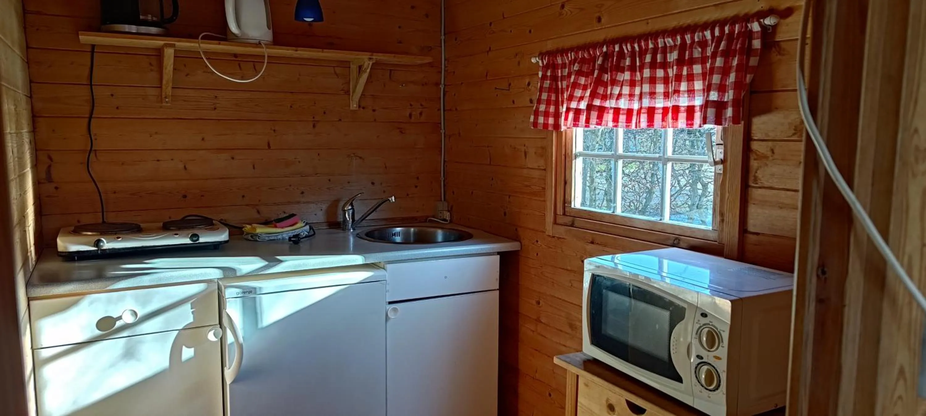 Kitchen or kitchenette in Frederiksværk Camping & Hostel