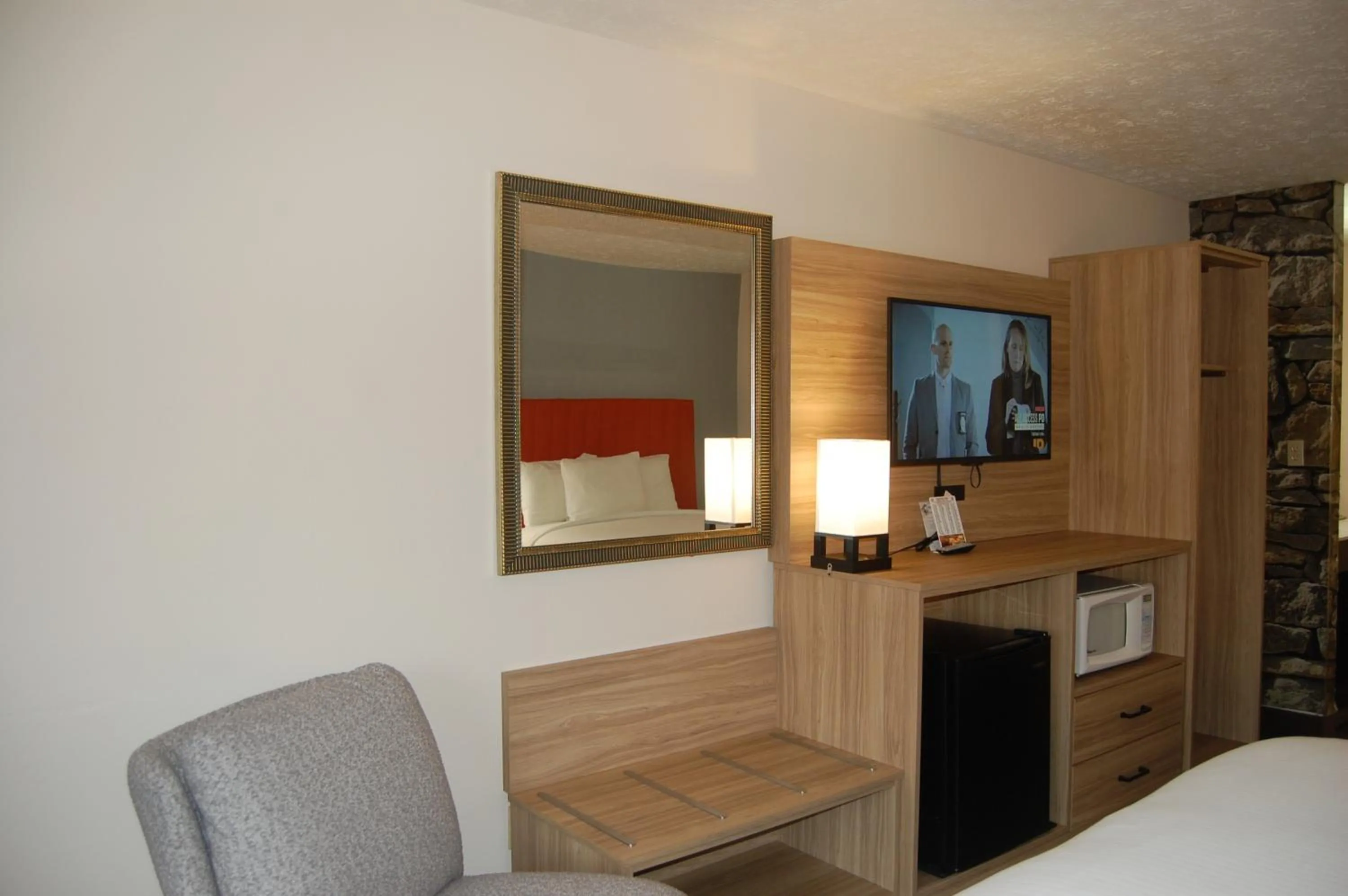 TV and multimedia, Bed in Vacation Lodge