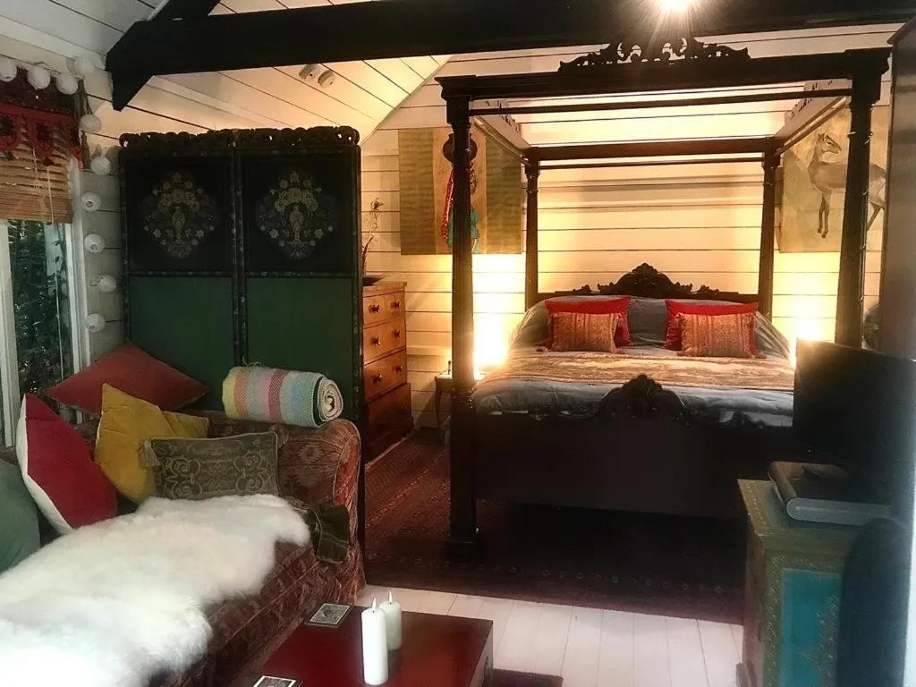 Bed in The Garden Room