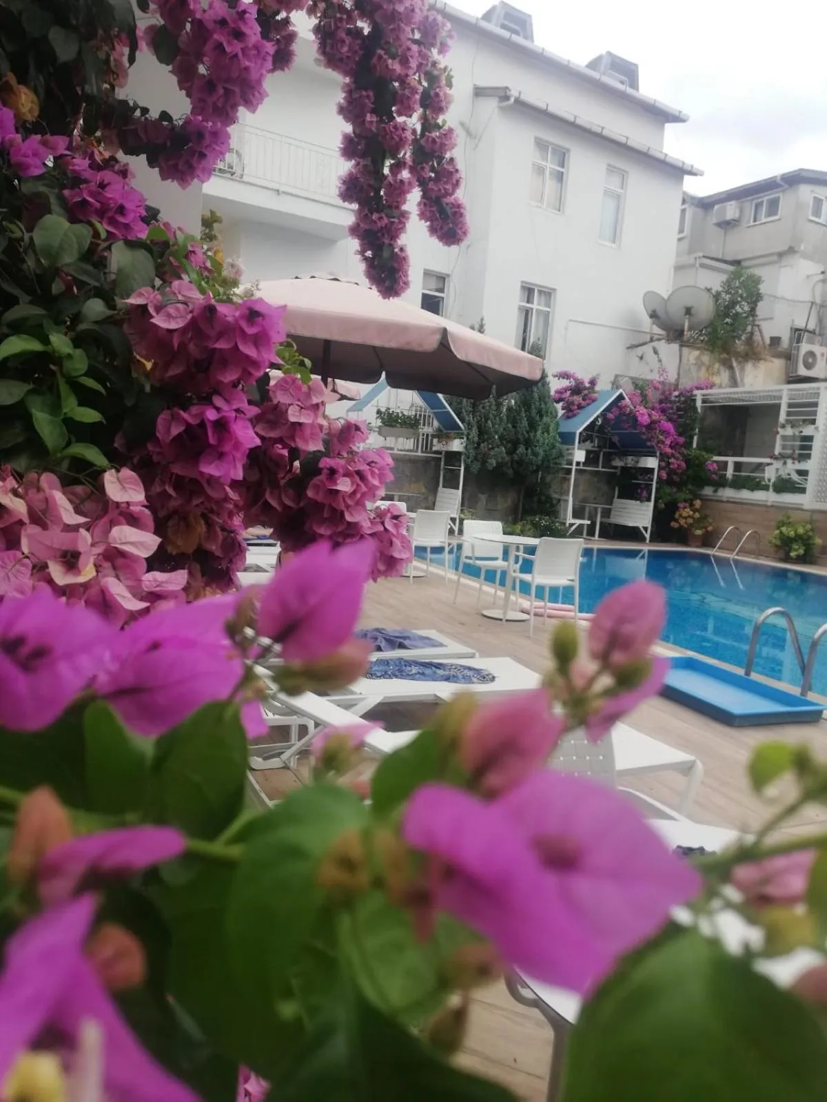 Property building in Ascot Hotel Büyükada