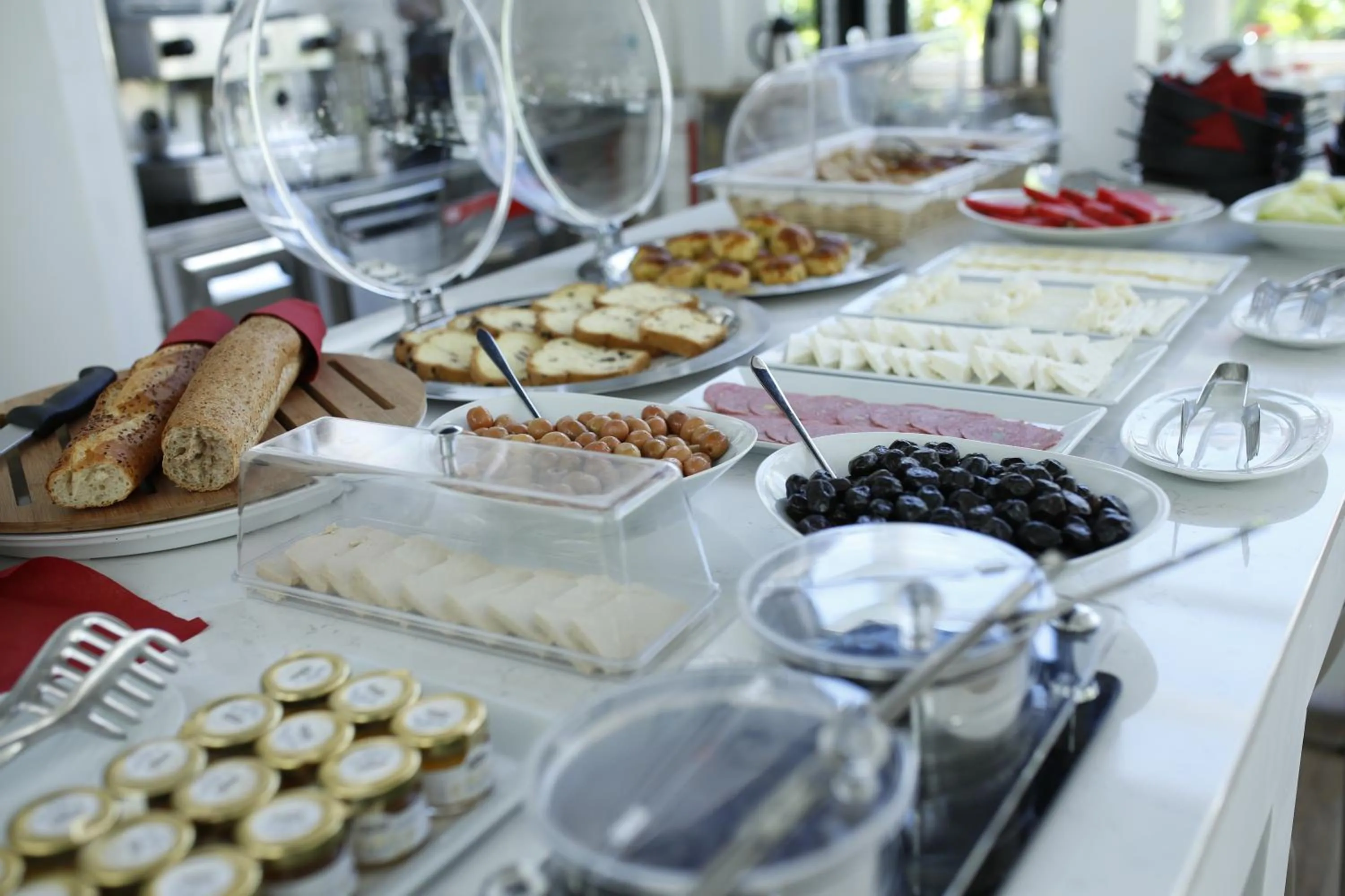 Buffet breakfast in Ascot Hotel Büyükada
