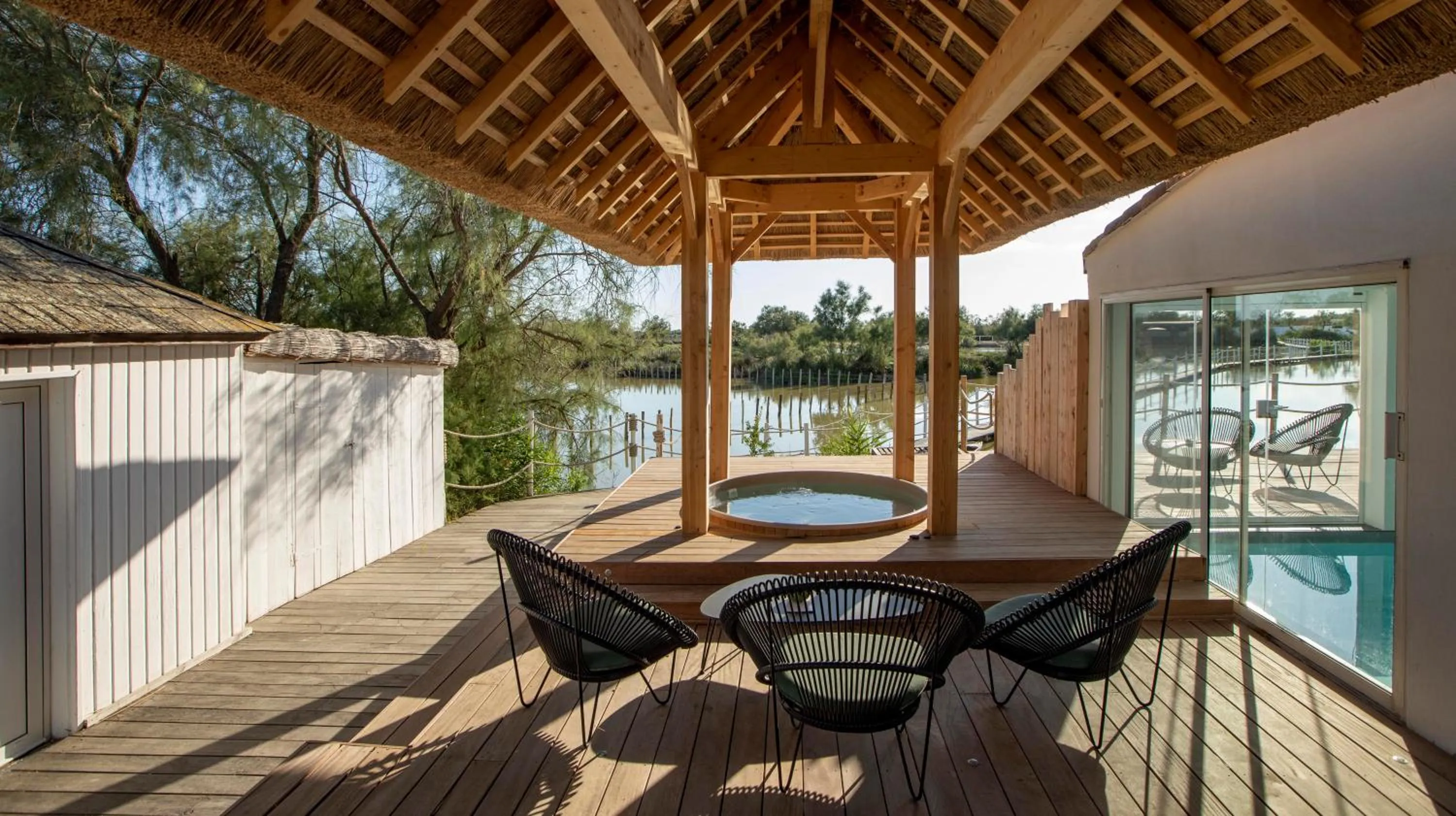 Hot Tub in Mas de la Fouque - Hôtel & Spa