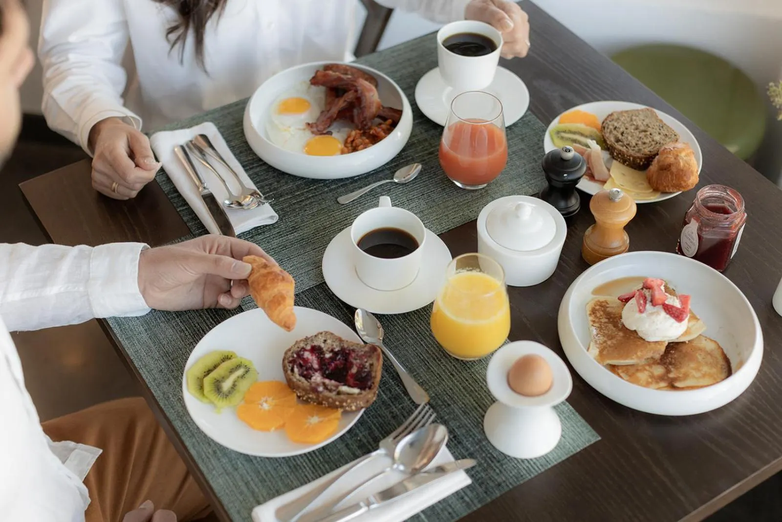 Breakfast in Mas de la Fouque - Hôtel & Spa