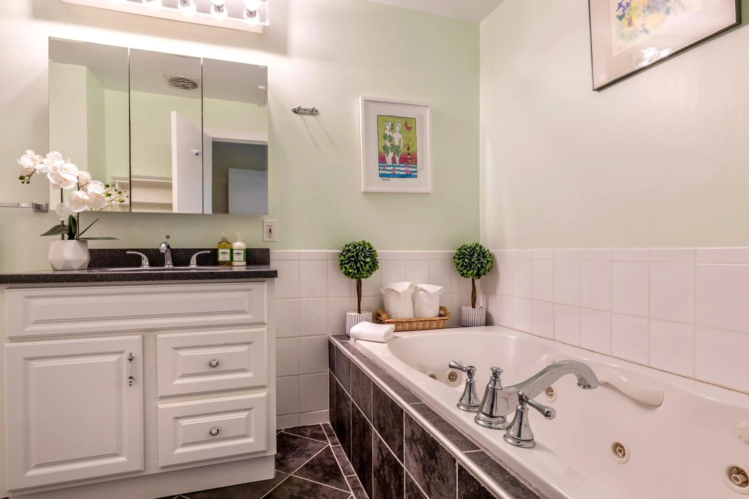 Bathroom in Wilburton Inn