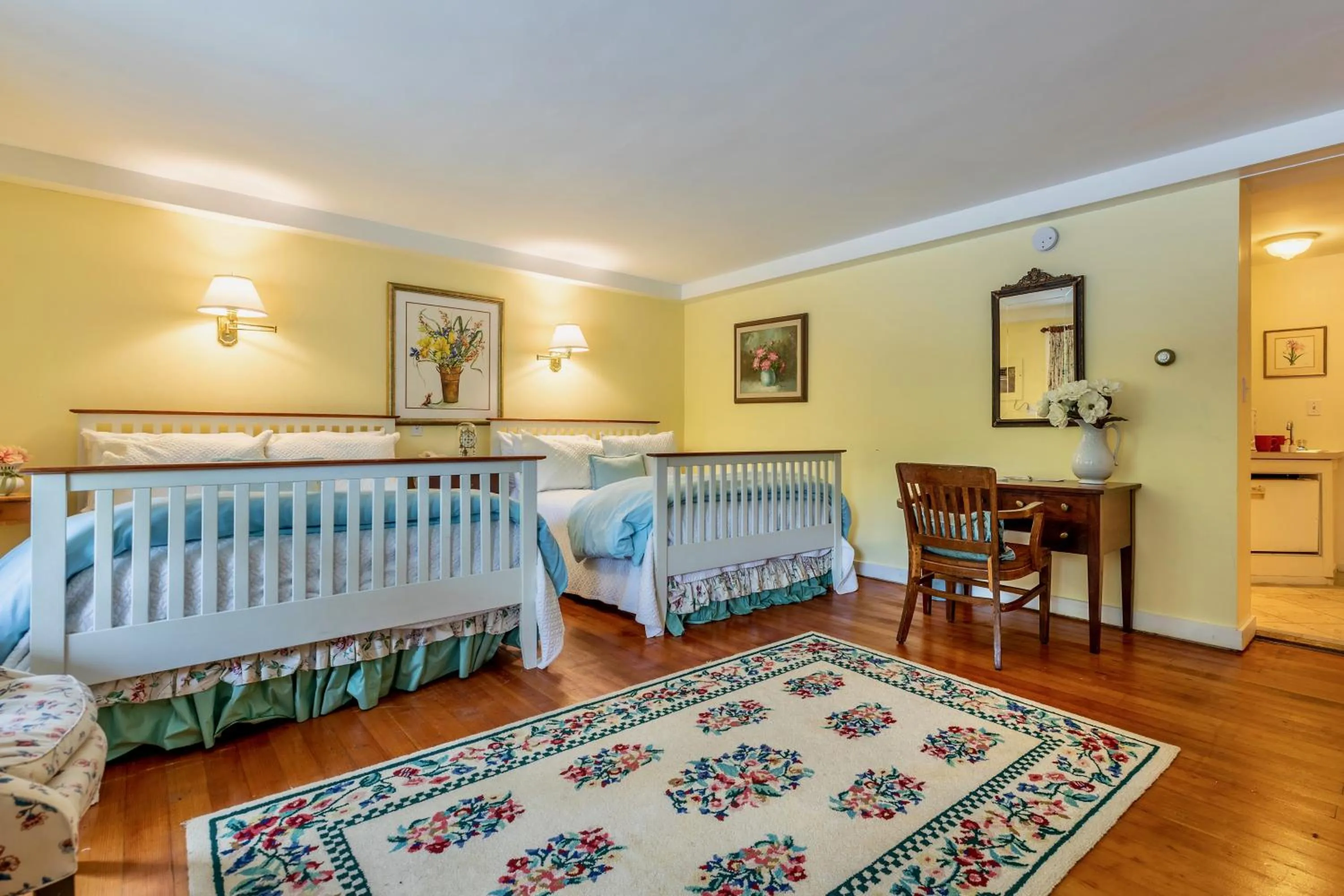 Bedroom in Wilburton Inn