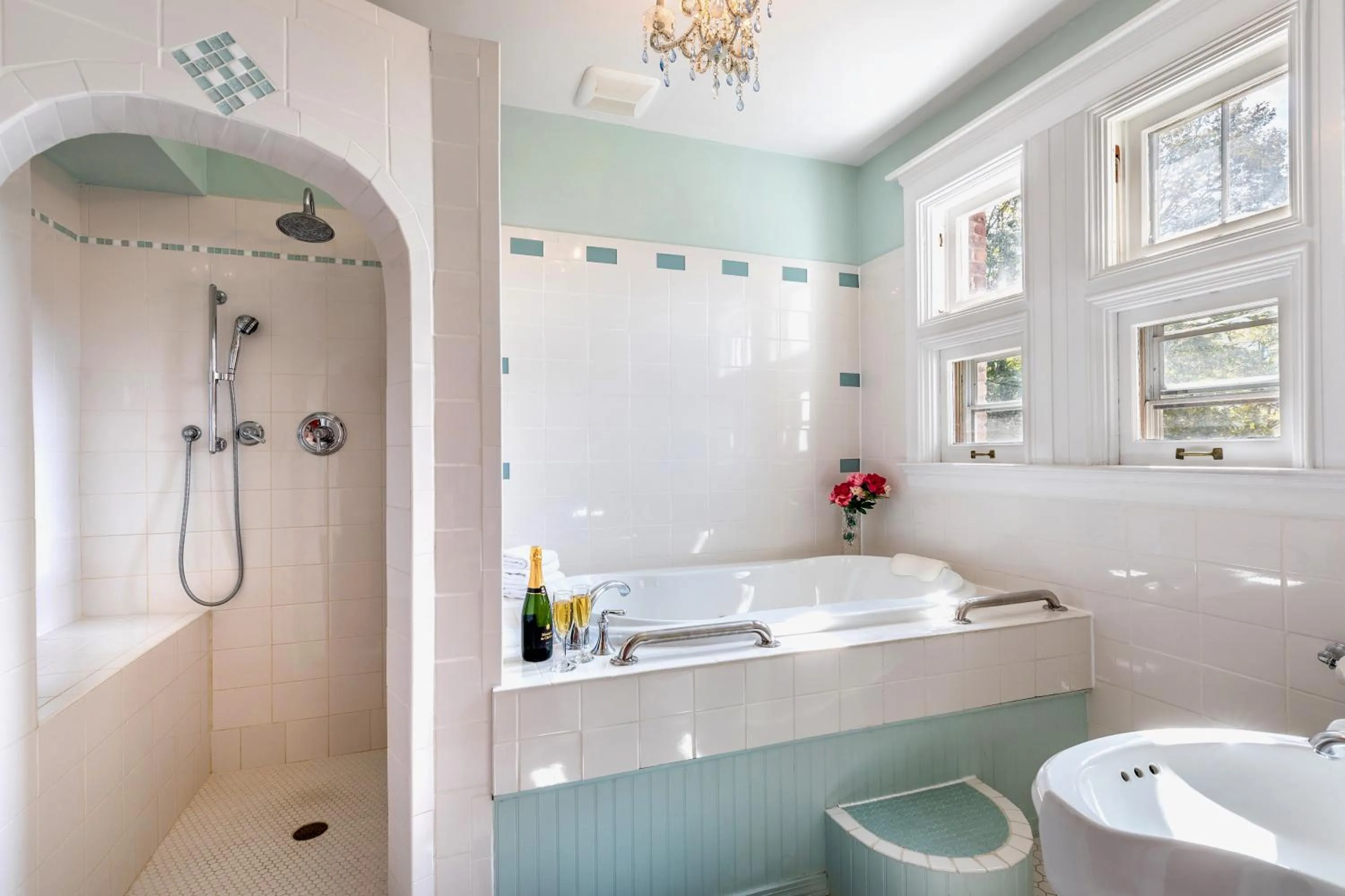 Bathroom in Wilburton Inn