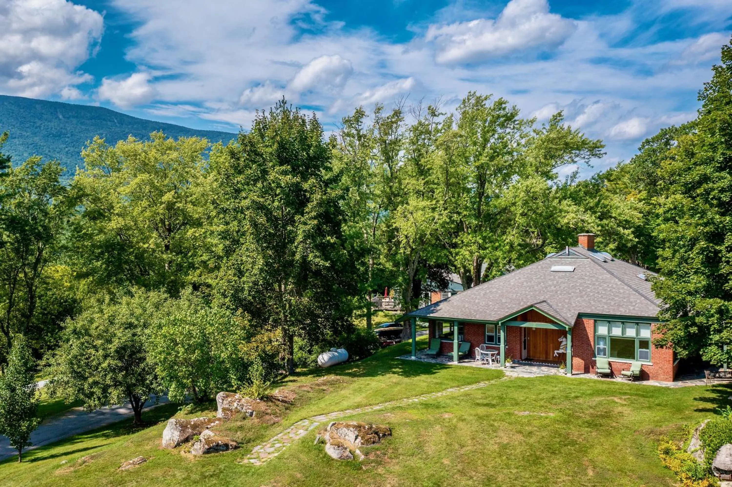 Property building in Wilburton Inn