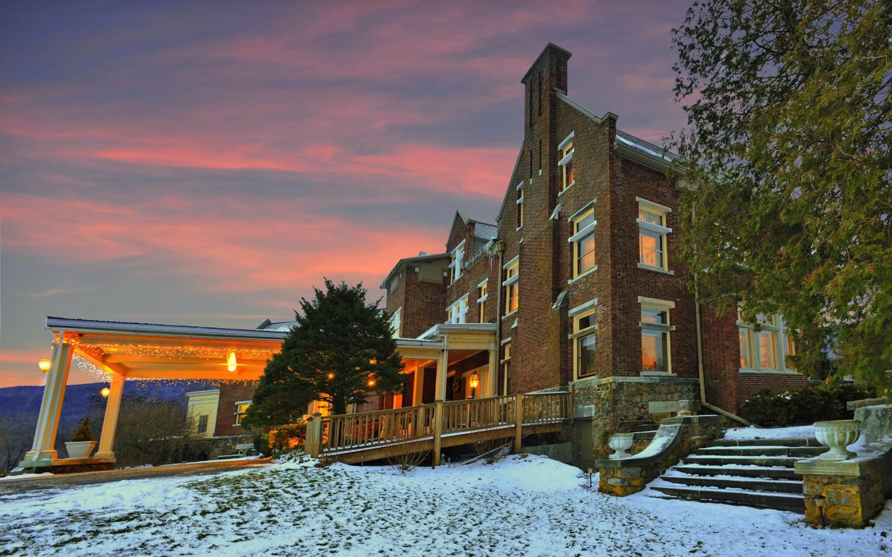 Property building in Wilburton Inn