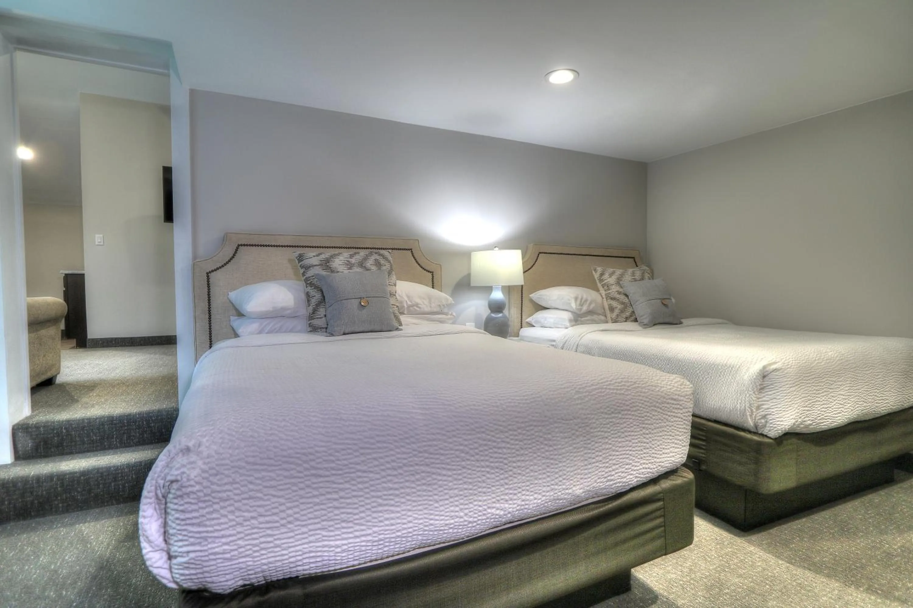 Bed in River Edge Inn