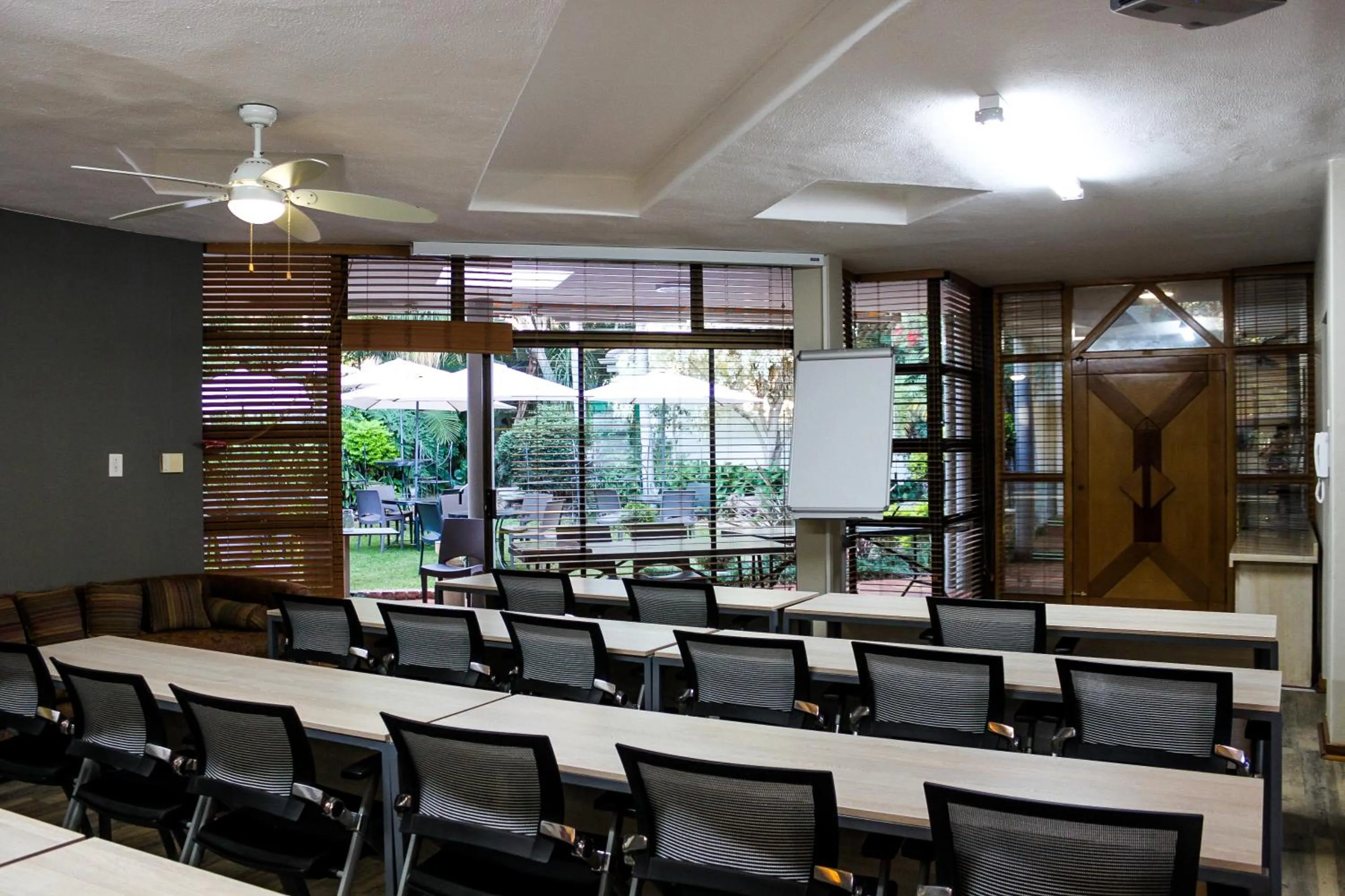 Meeting/conference room in Polo Guest House