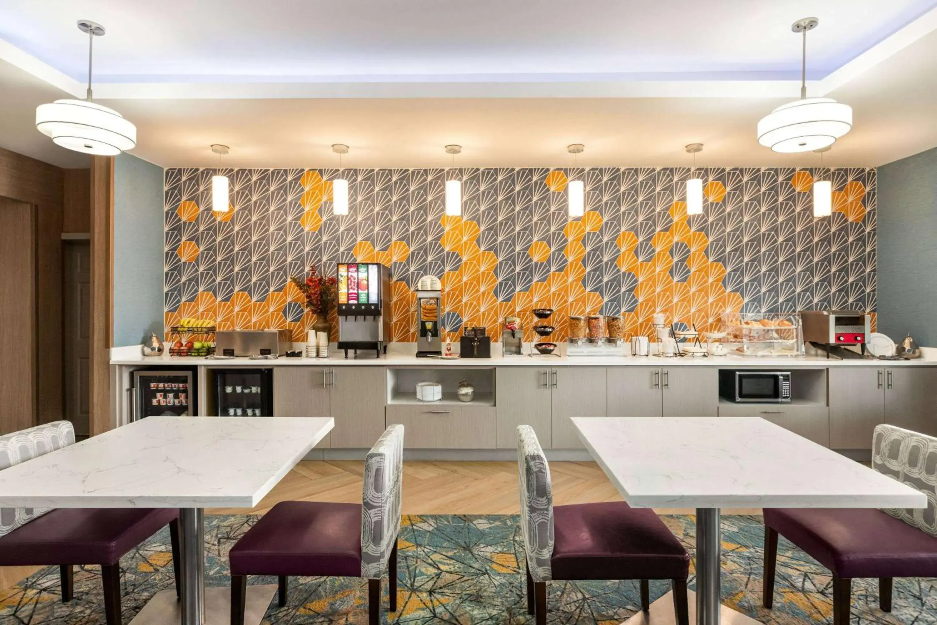 Breakfast in La Quinta by Wyndham San Antonio North Stone Oak Breakfast in La Quinta by Wyndham San Antonio North Stone Oak