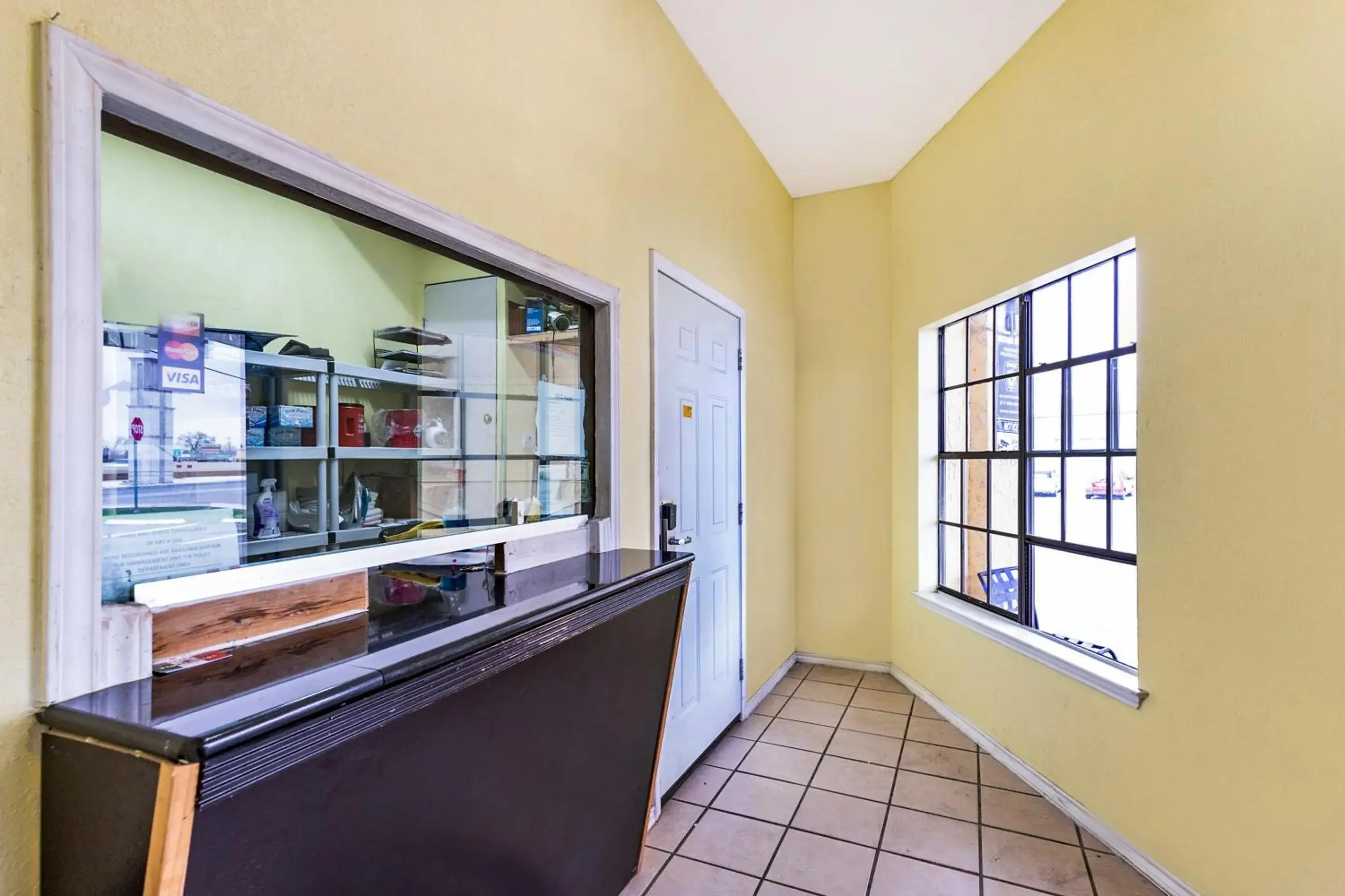 OYO Hotel San Antonio Lackland near Seaworld OYO Hotel San Antonio Lackland near Seaworld