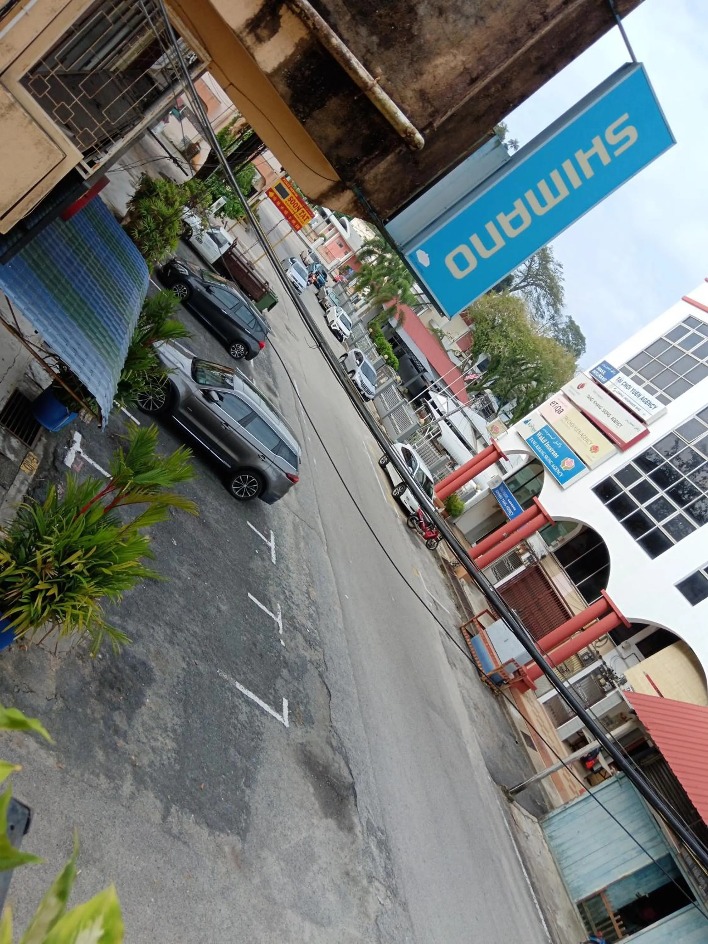 Parking in New Budget Inn Hotel
