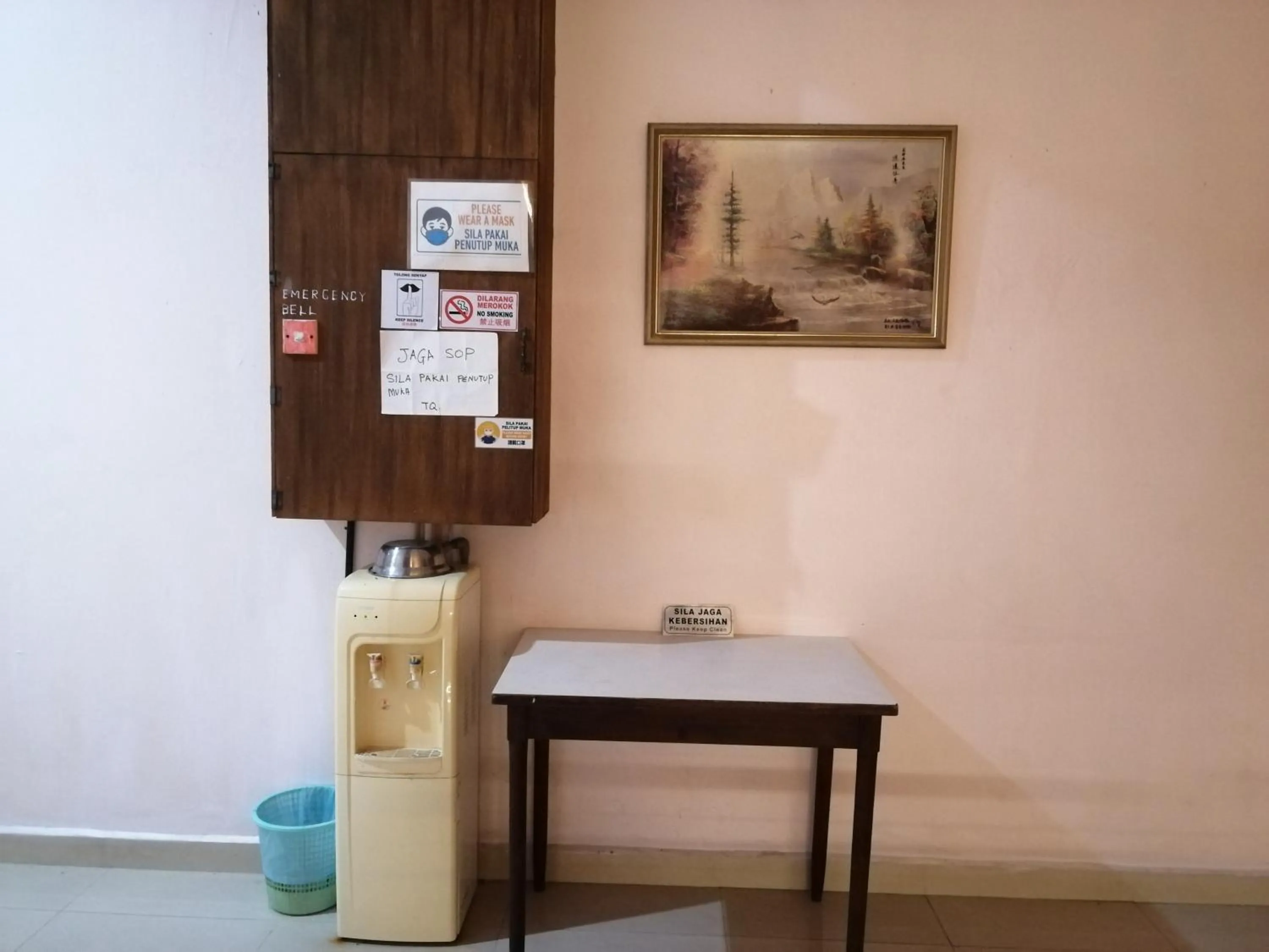Property building in New Budget Inn Hotel