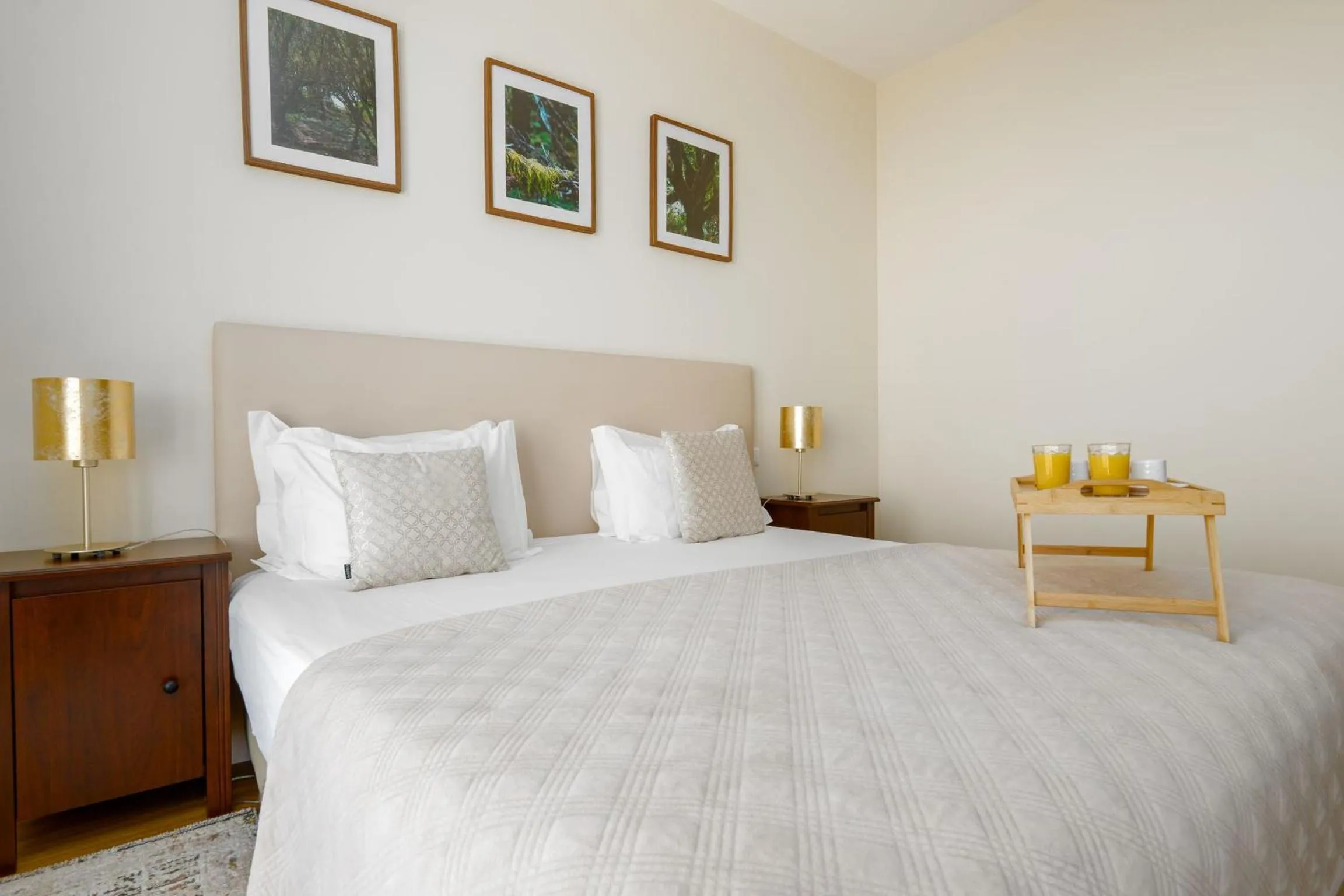 Bed in Villa Enjoy - by LovelyStay
