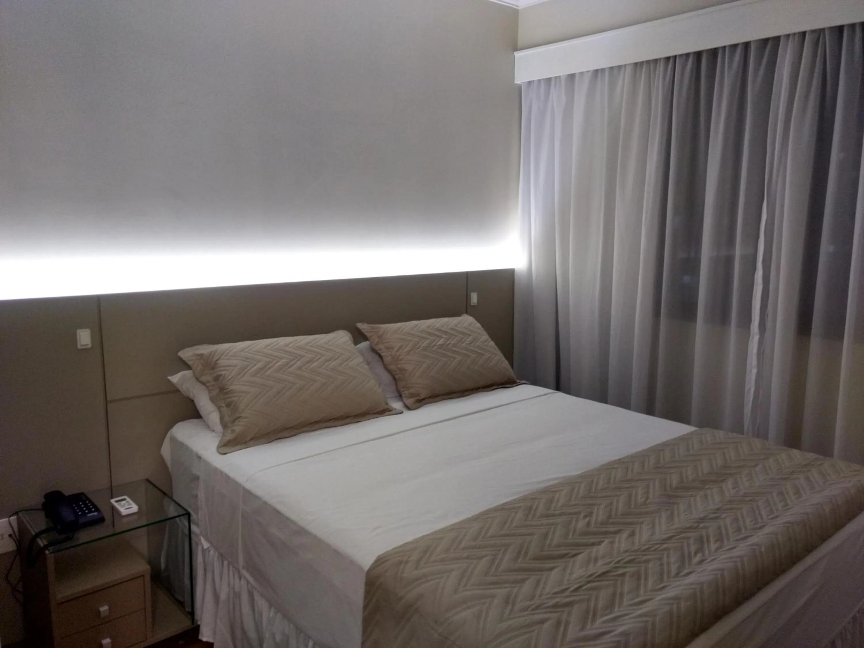 Bed in Tsue The Palace Flats