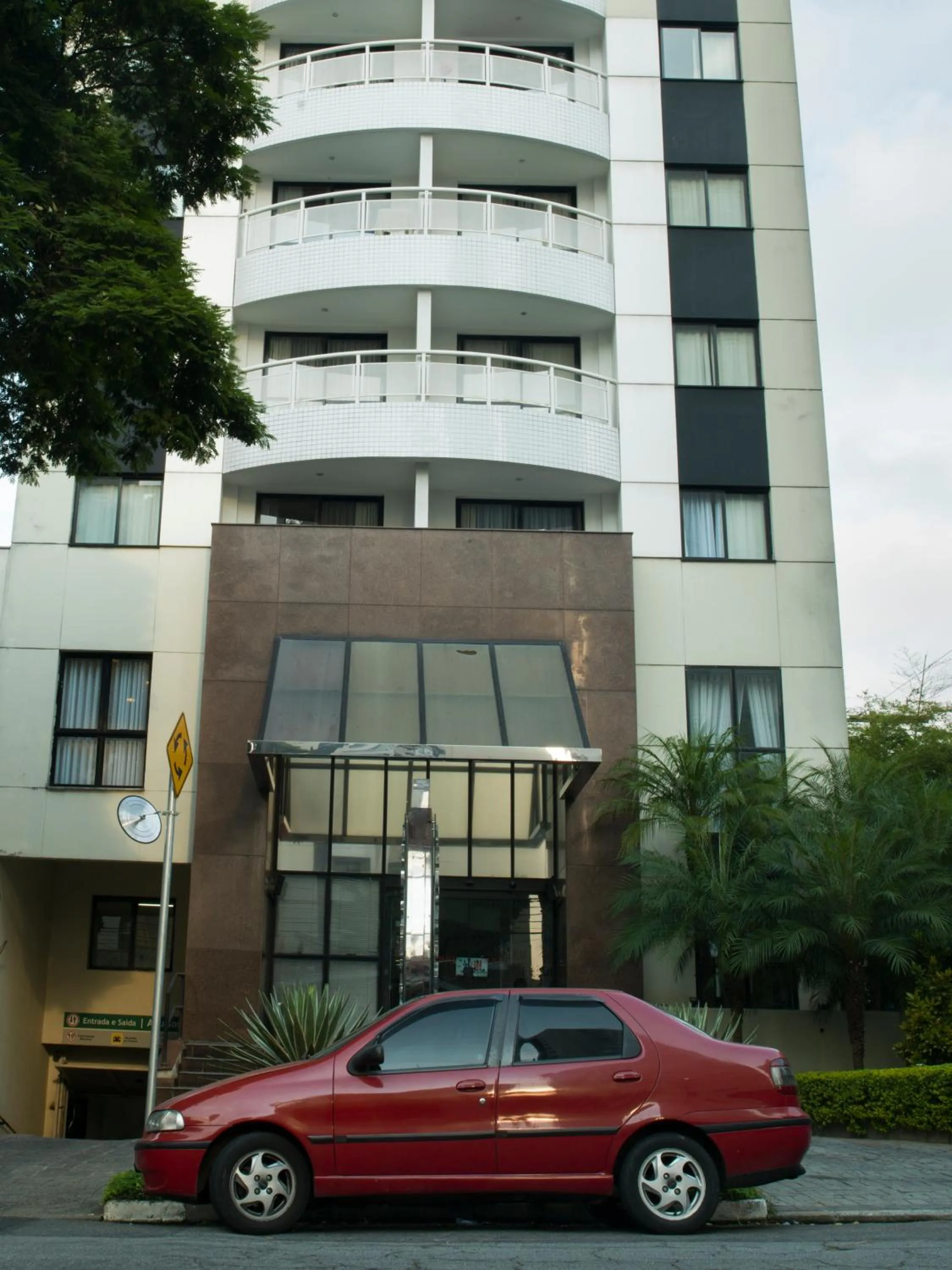 Facade/entrance in Tsue The Palace Flats