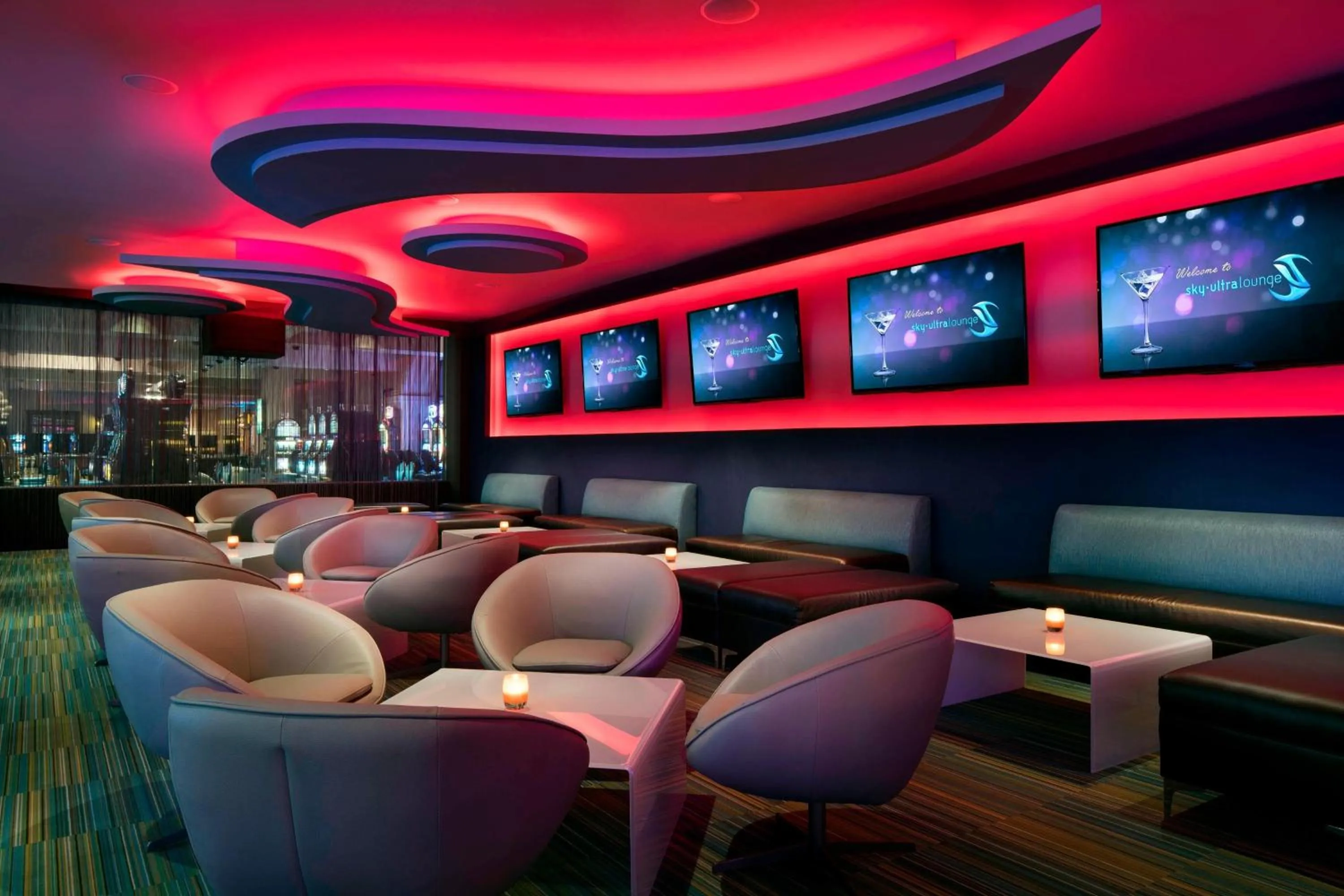 Lounge or bar in St Kitts Marriott Beach Resort, Casino & Spa