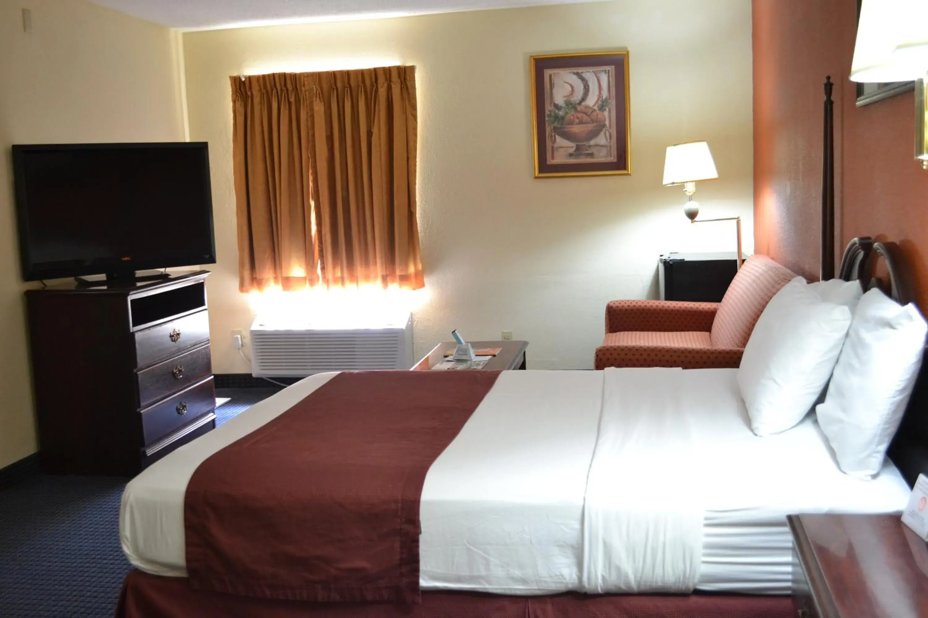 Bed in Red Carpet Inn Newark - Irvington NJ Bed in Red Carpet Inn Newark - Irvington NJ