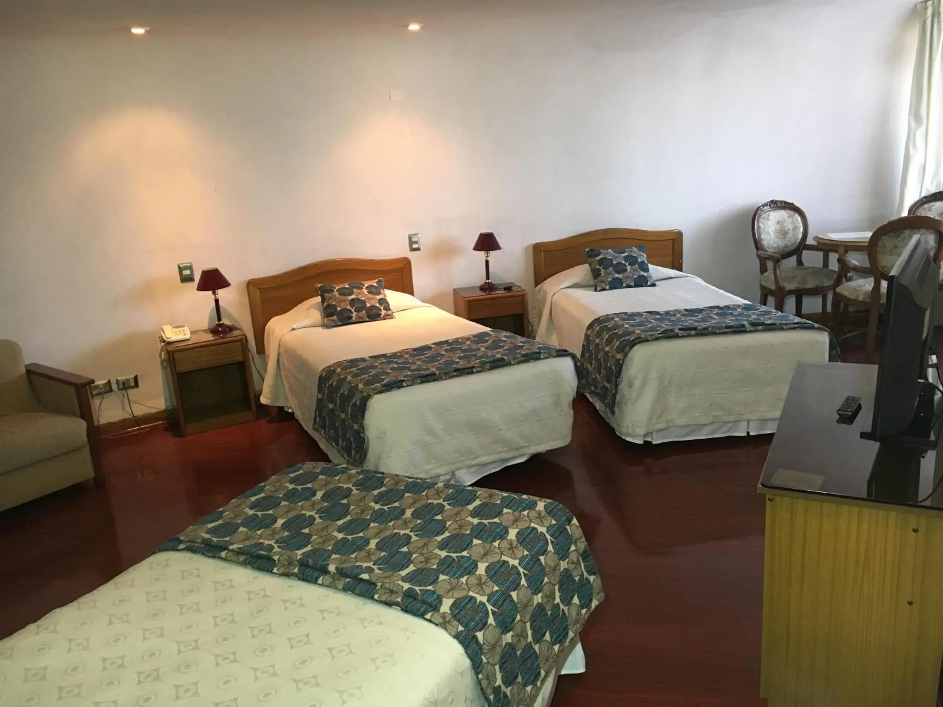 Photo of the whole room, Bed in Hotel Montecarlo Viña del Mar Photo of the whole room, Bed in Hotel Montecarlo Viña del Mar