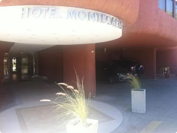 Facade/entrance in Hotel Montecarlo Viña del Mar