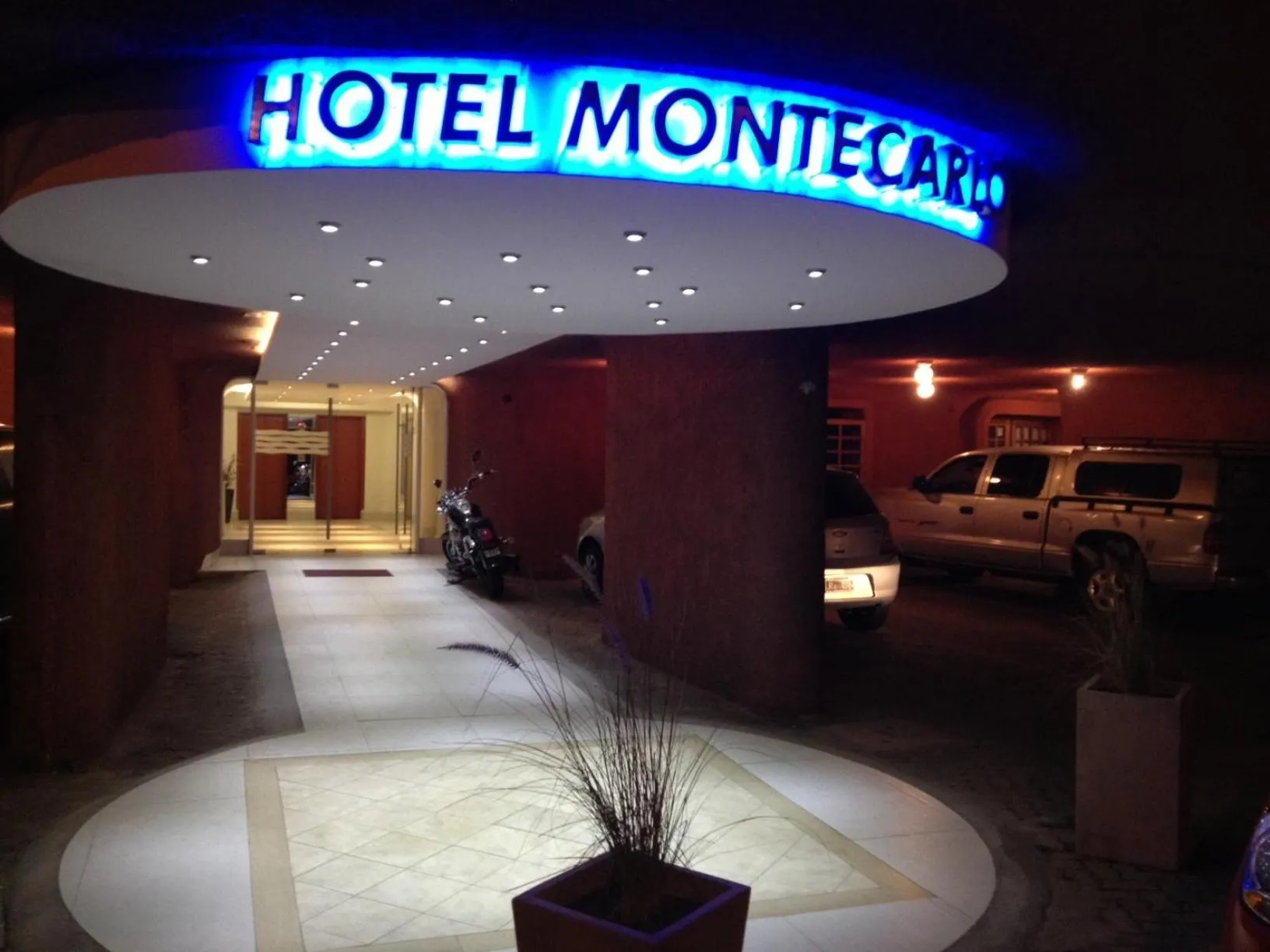 Facade/entrance in Hotel Montecarlo Viña del Mar