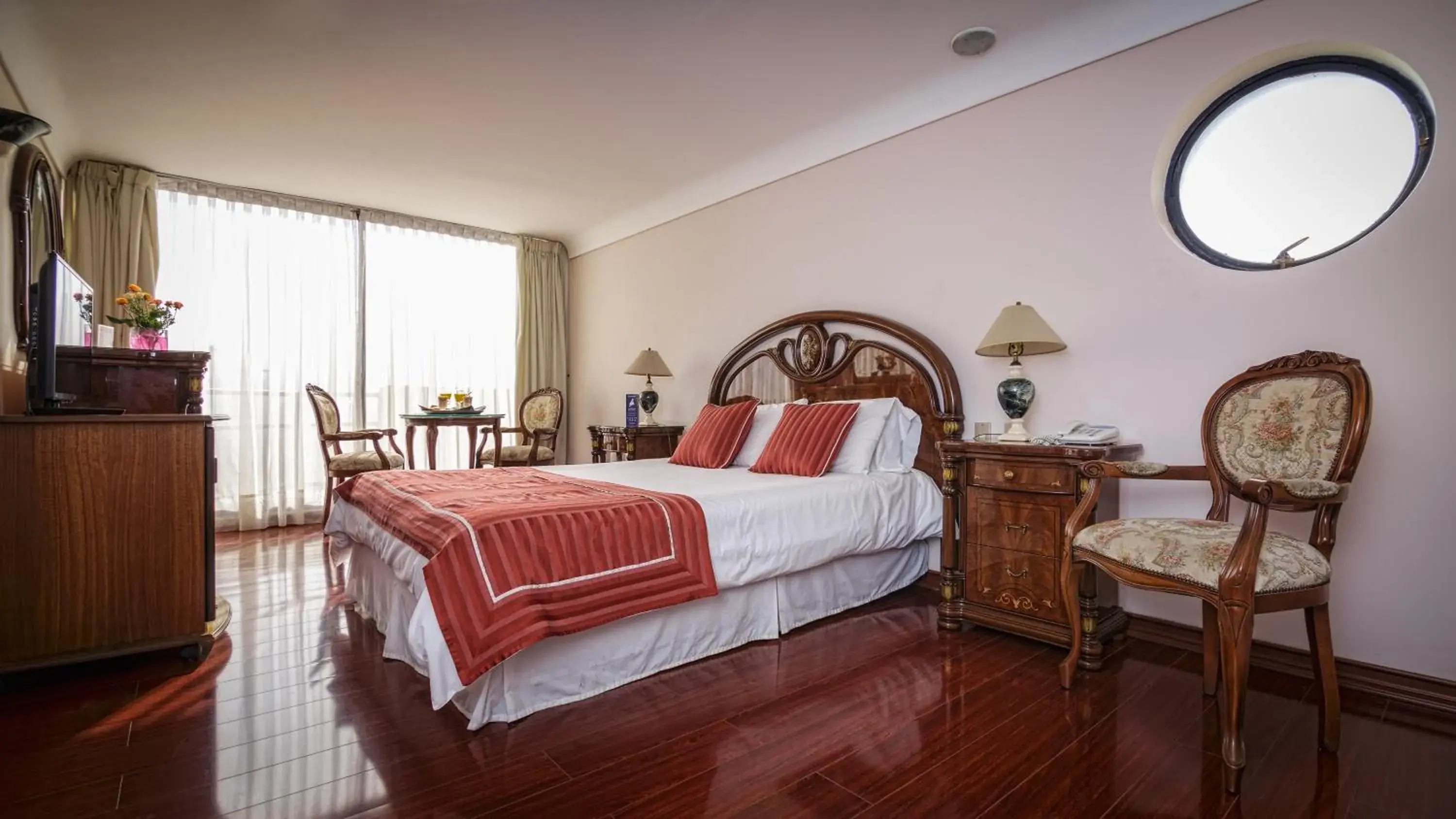 Photo of the whole room, Bed in Hotel Montecarlo Viña del Mar Photo of the whole room, Bed in Hotel Montecarlo Viña del Mar