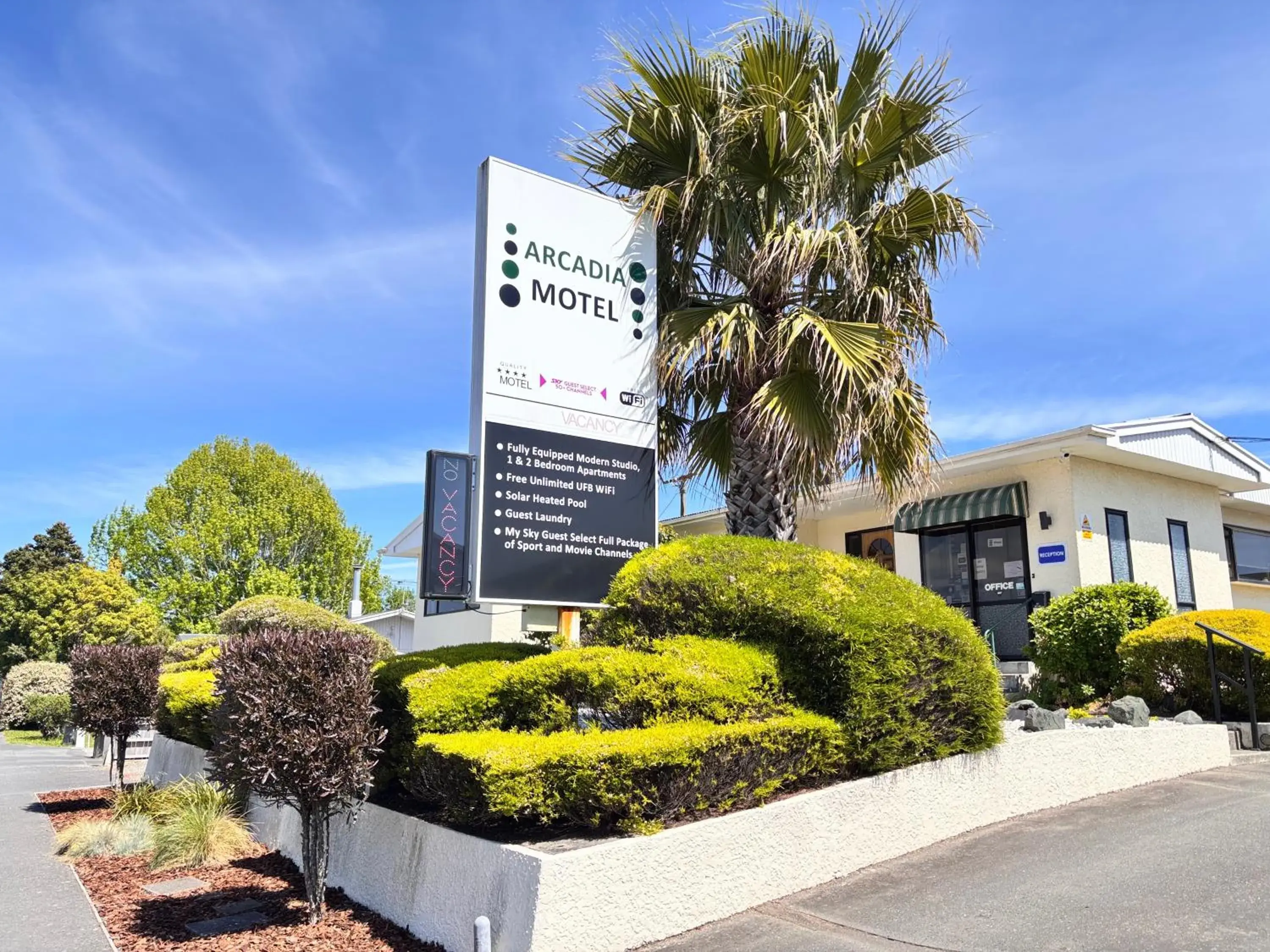 Property building in Arcadia Motel Property building in Arcadia Motel