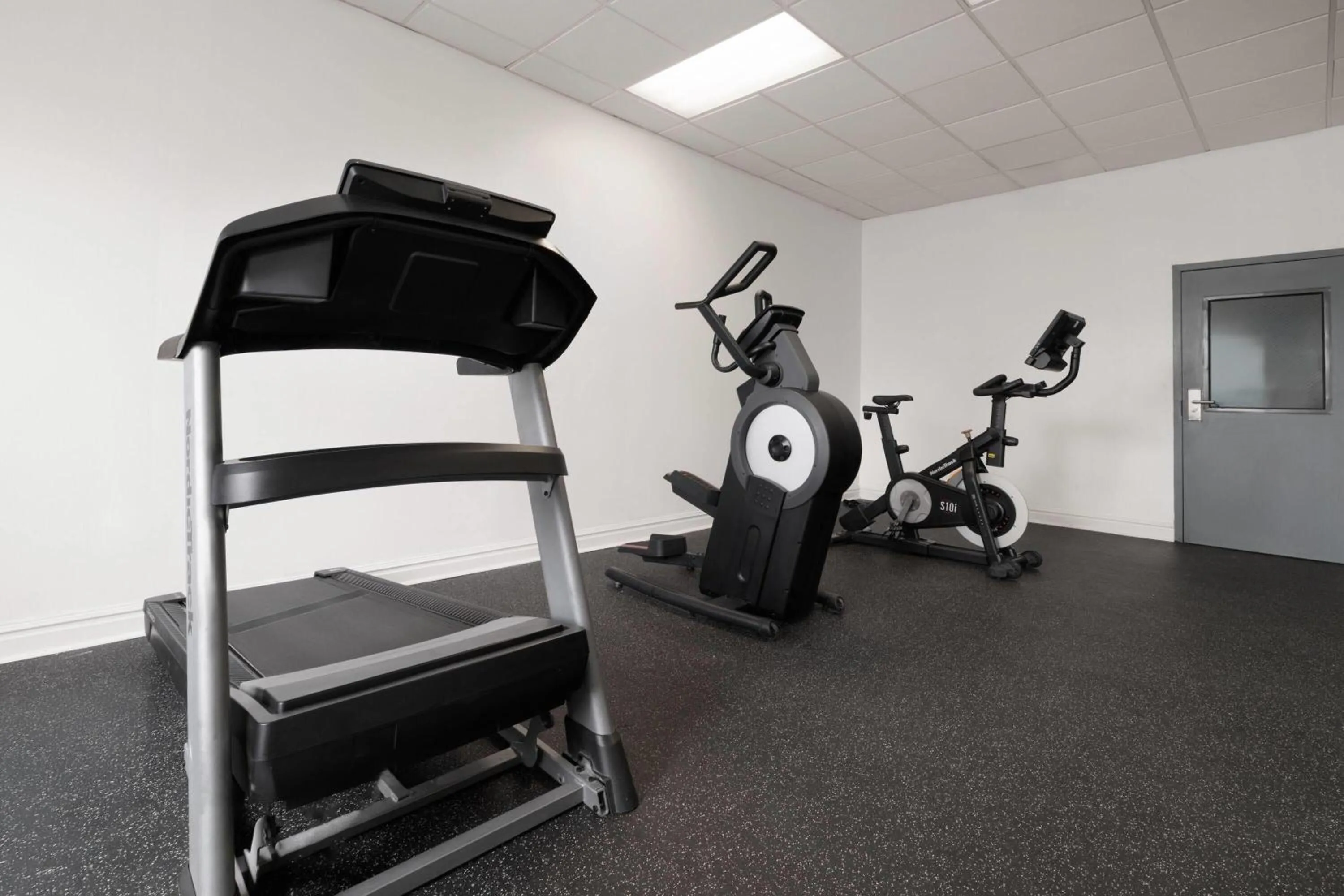 Fitness centre/facilities in Wingate by Wyndham Savannah Gateway