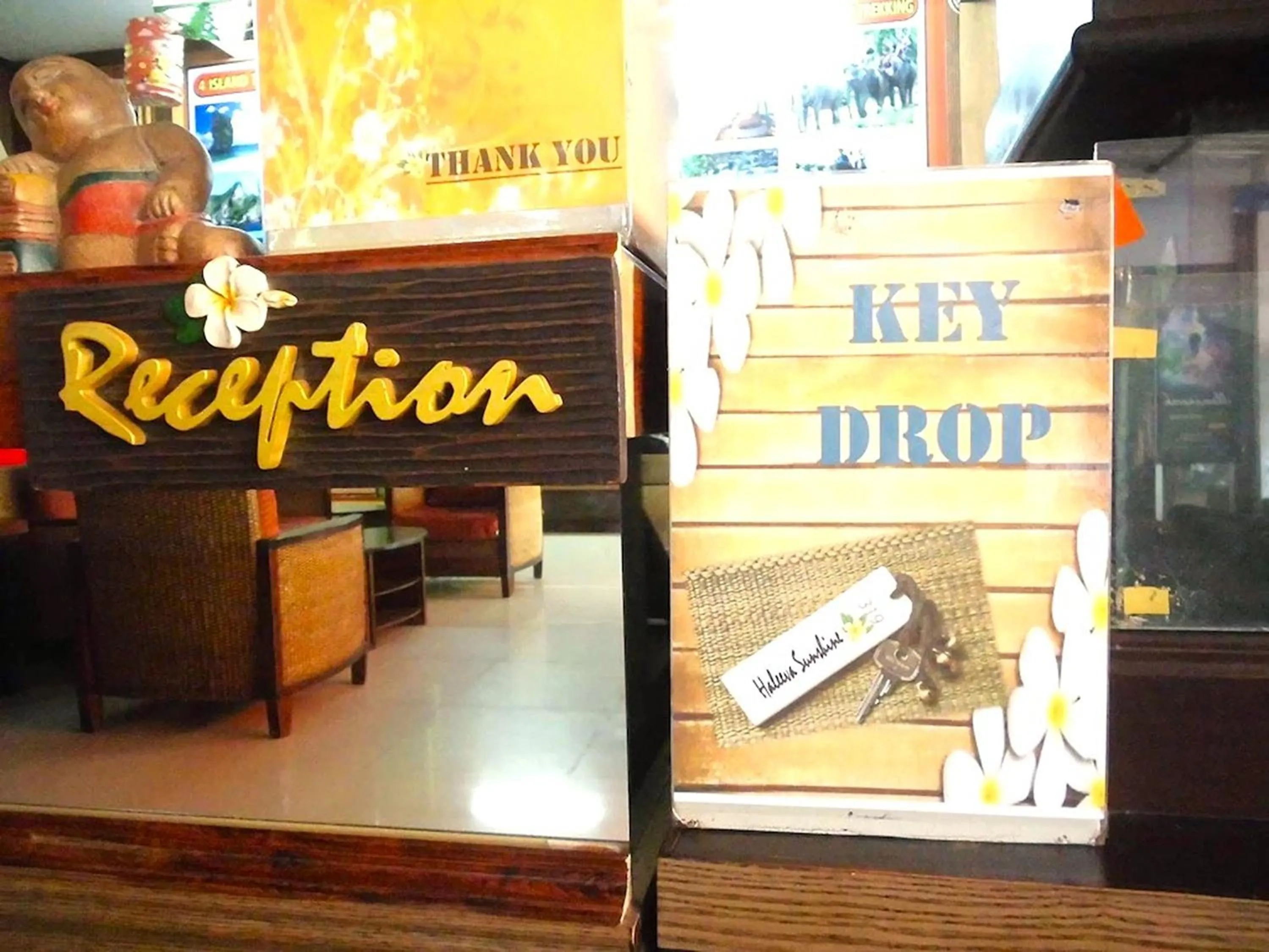 Logo/Certificate/Sign in The Haleeva Aonang