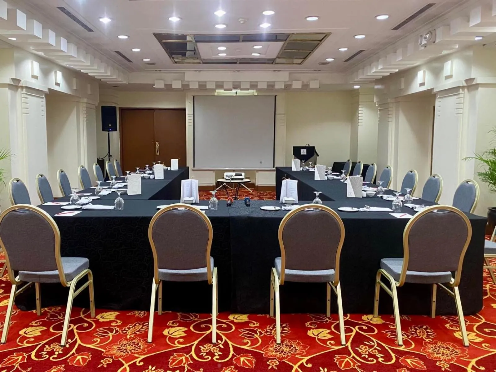 Meeting/conference room in The Heritage Hotel Manila