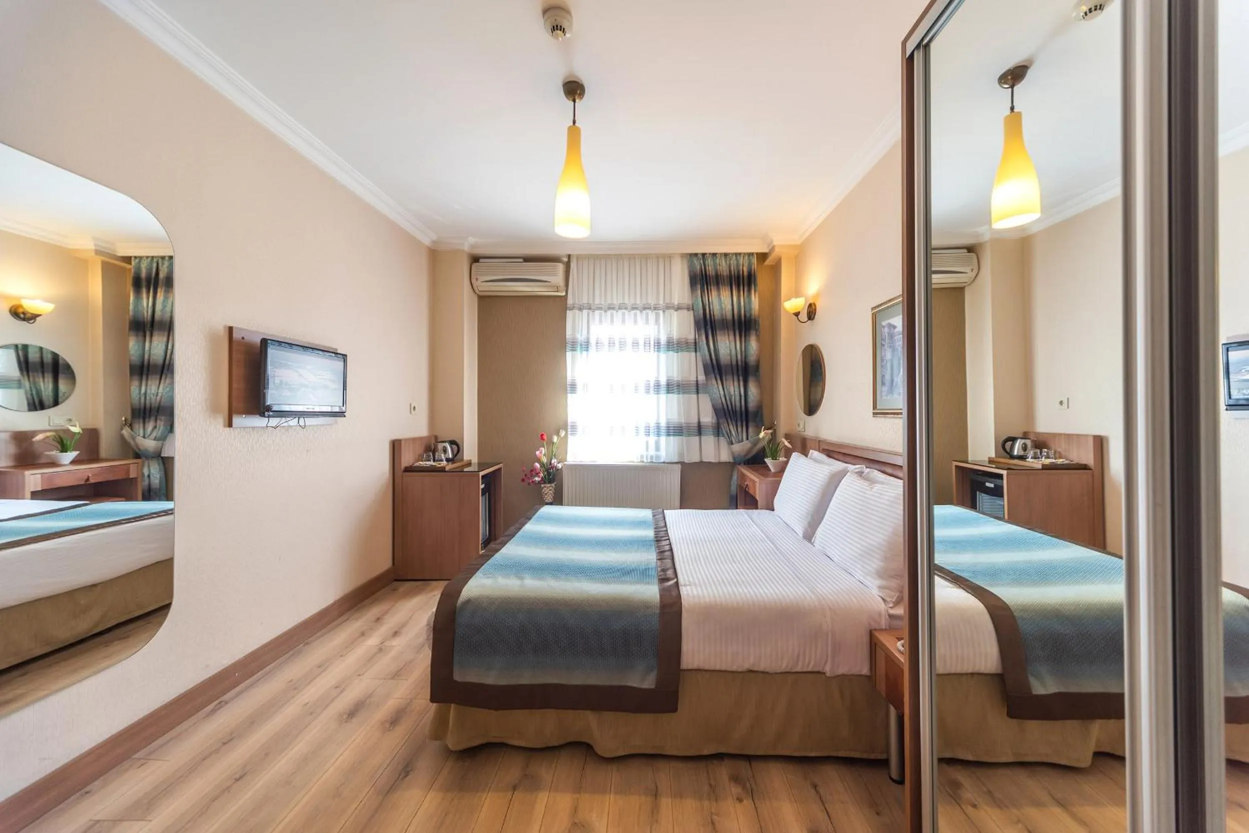 Bed in Senabil Hotel Old City & Spa